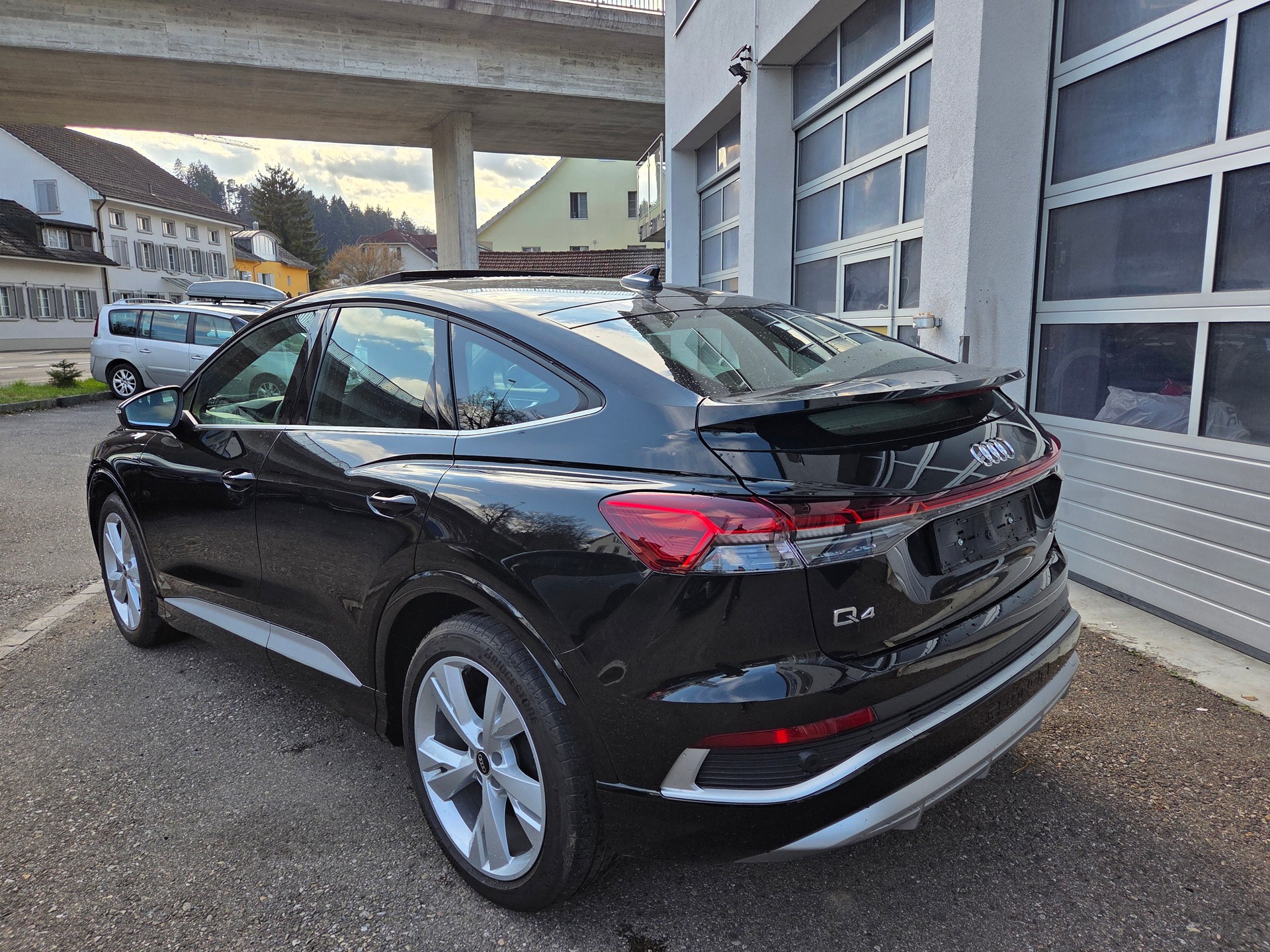 AUDI Q4 Sportback e-tron 50 quattro-image-14
