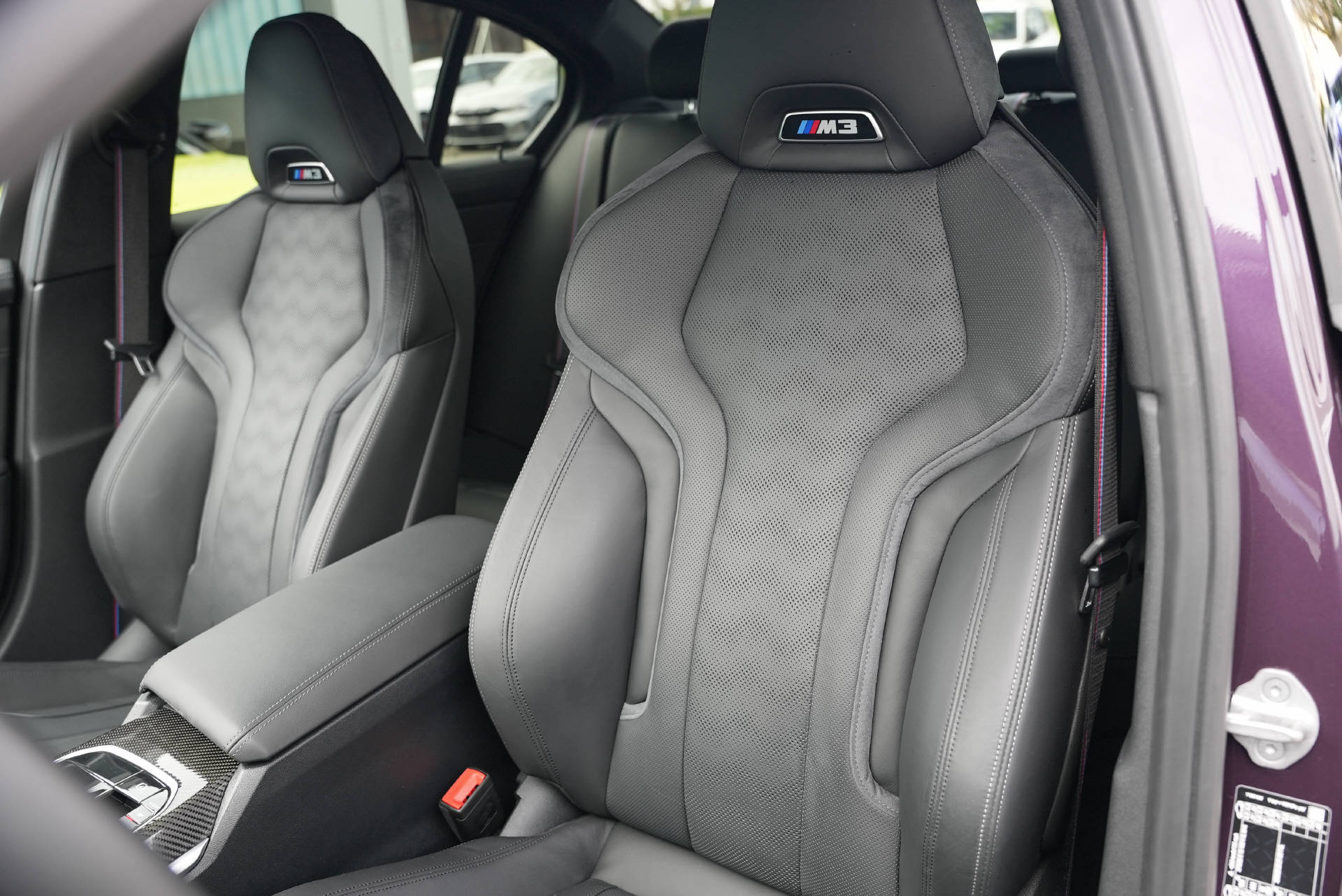 BMW M3 Competition M xDrive LCI Daytonaviolett-image-9