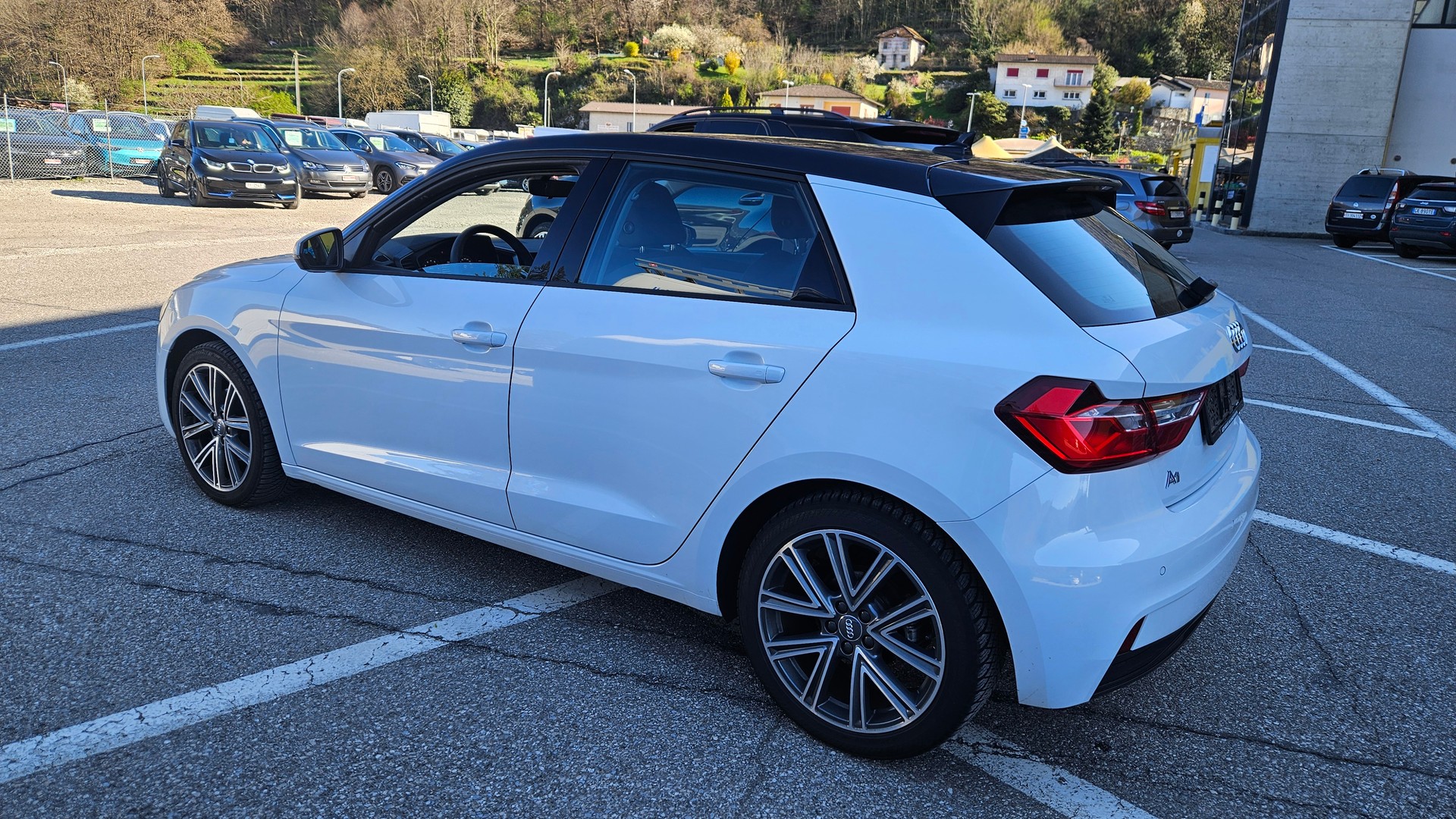 AUDI A1 Sportback 35 TFSI advanced S-tronic-image-4