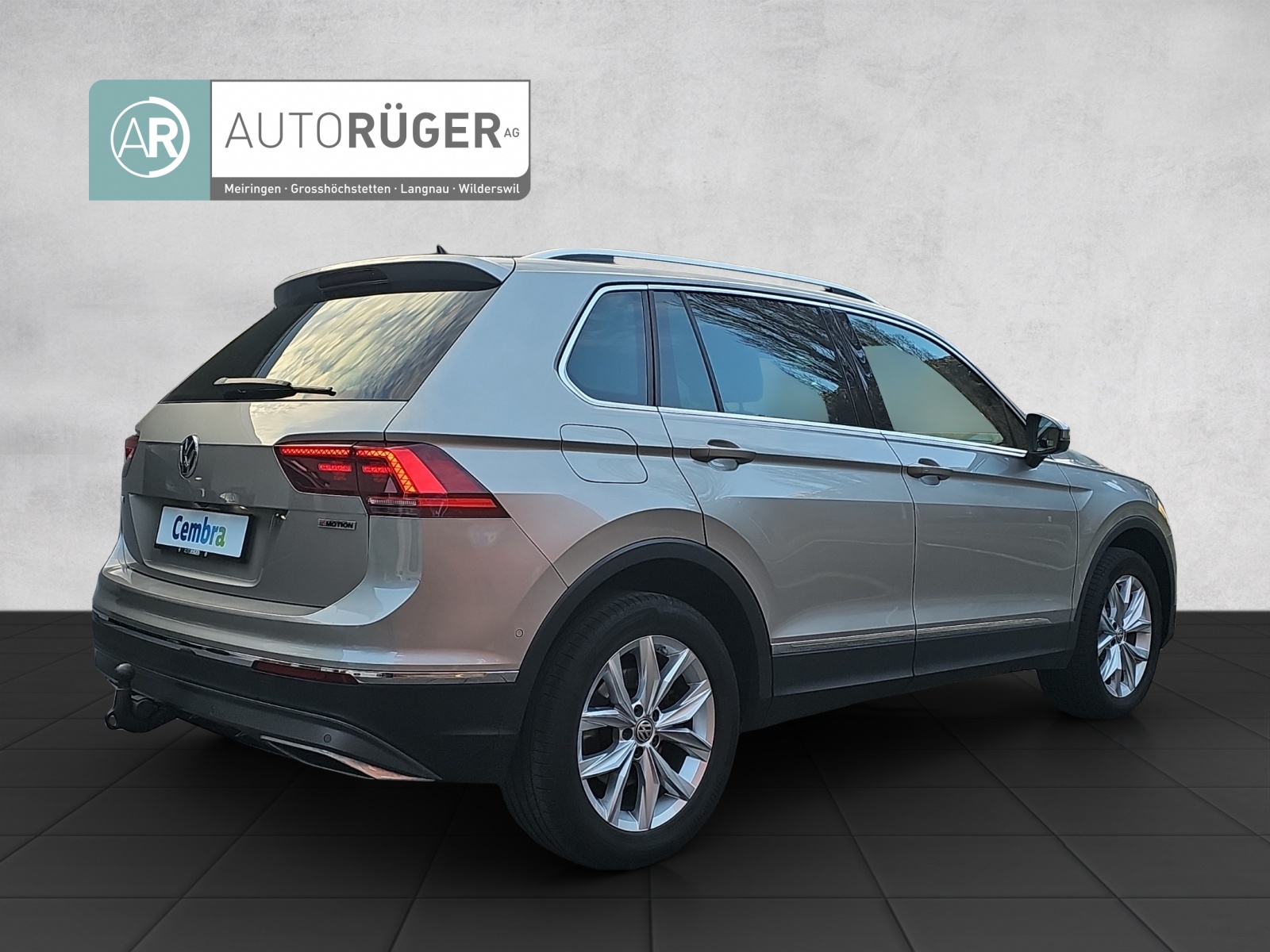 VW Tiguan 2.0 TDI SCR Highline 4Motion DSG-image-5