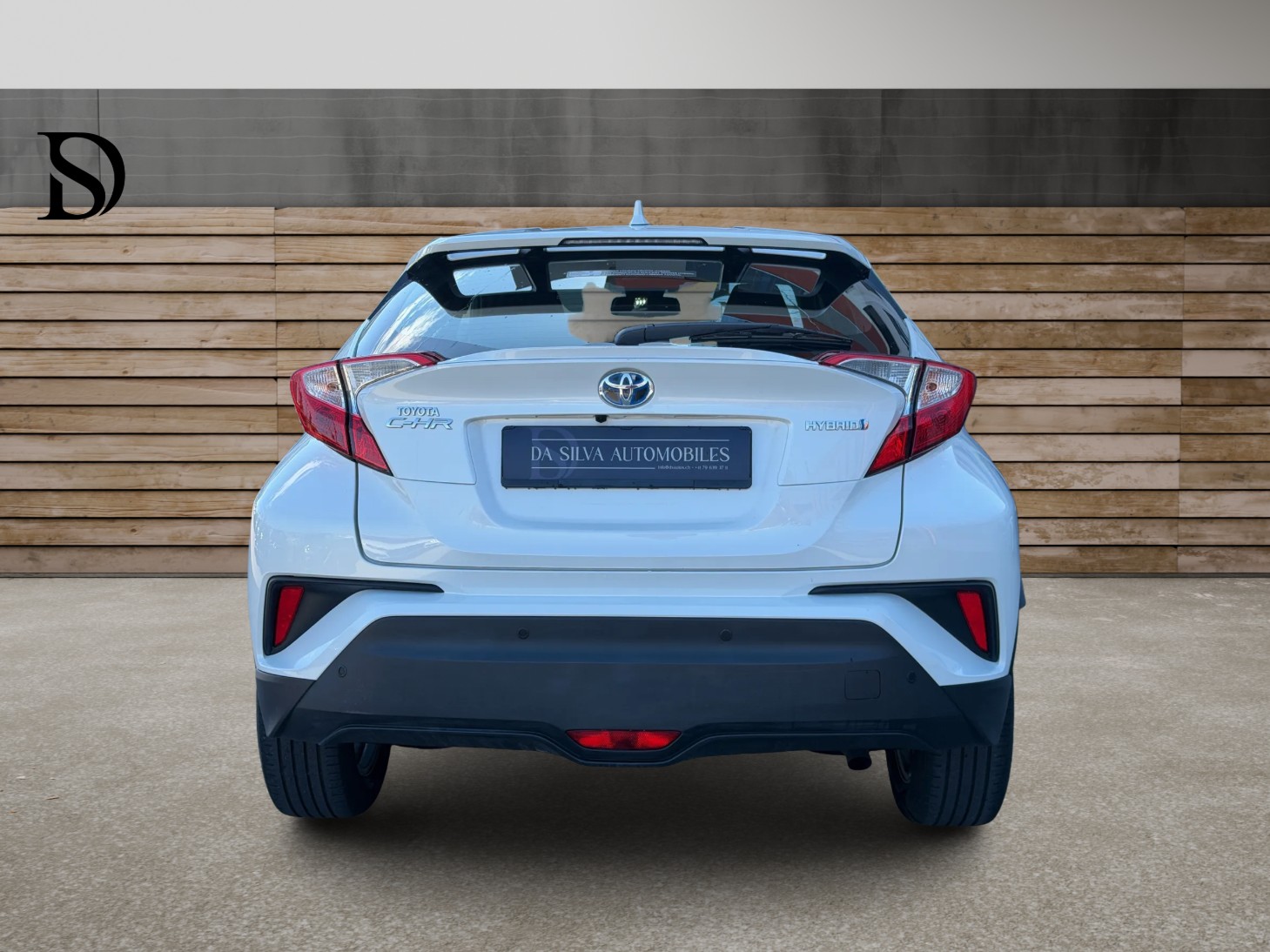TOYOTA C-HR 1.8 HSD Comfort CVT-image-5