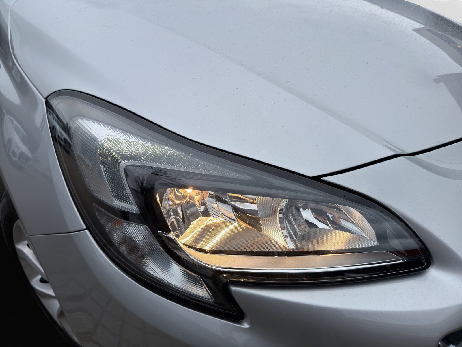 OPEL Corsa 1.0 T EcoFLEX Color Edition-image-23