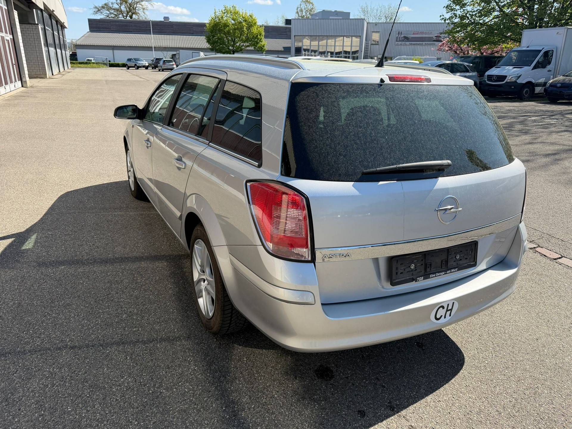 OPEL Astra Caravan 1.6i 16V Enjoy-image-1
