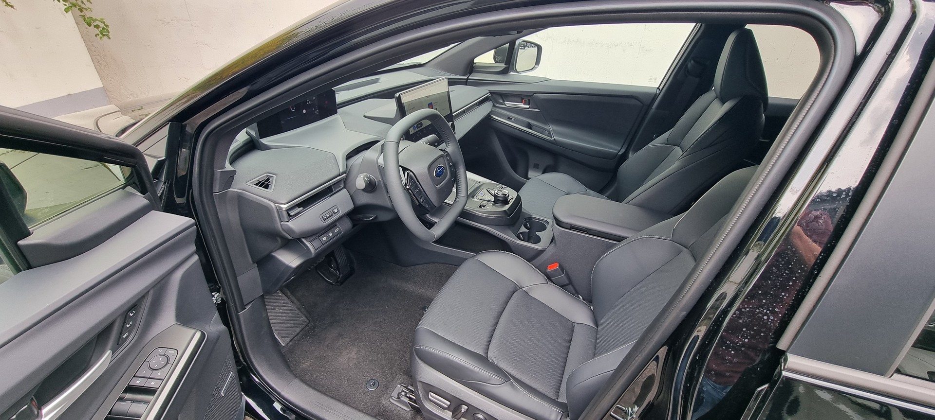 SUBARU Solterra eV Luxury 73,1kWh AWD-image-11