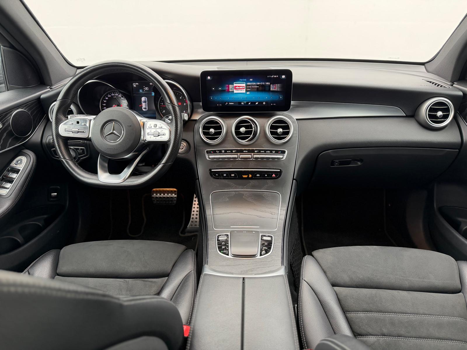 MERCEDES-BENZ GLC 220 d AMG Line 4Matic 9G-Tronic-image-8