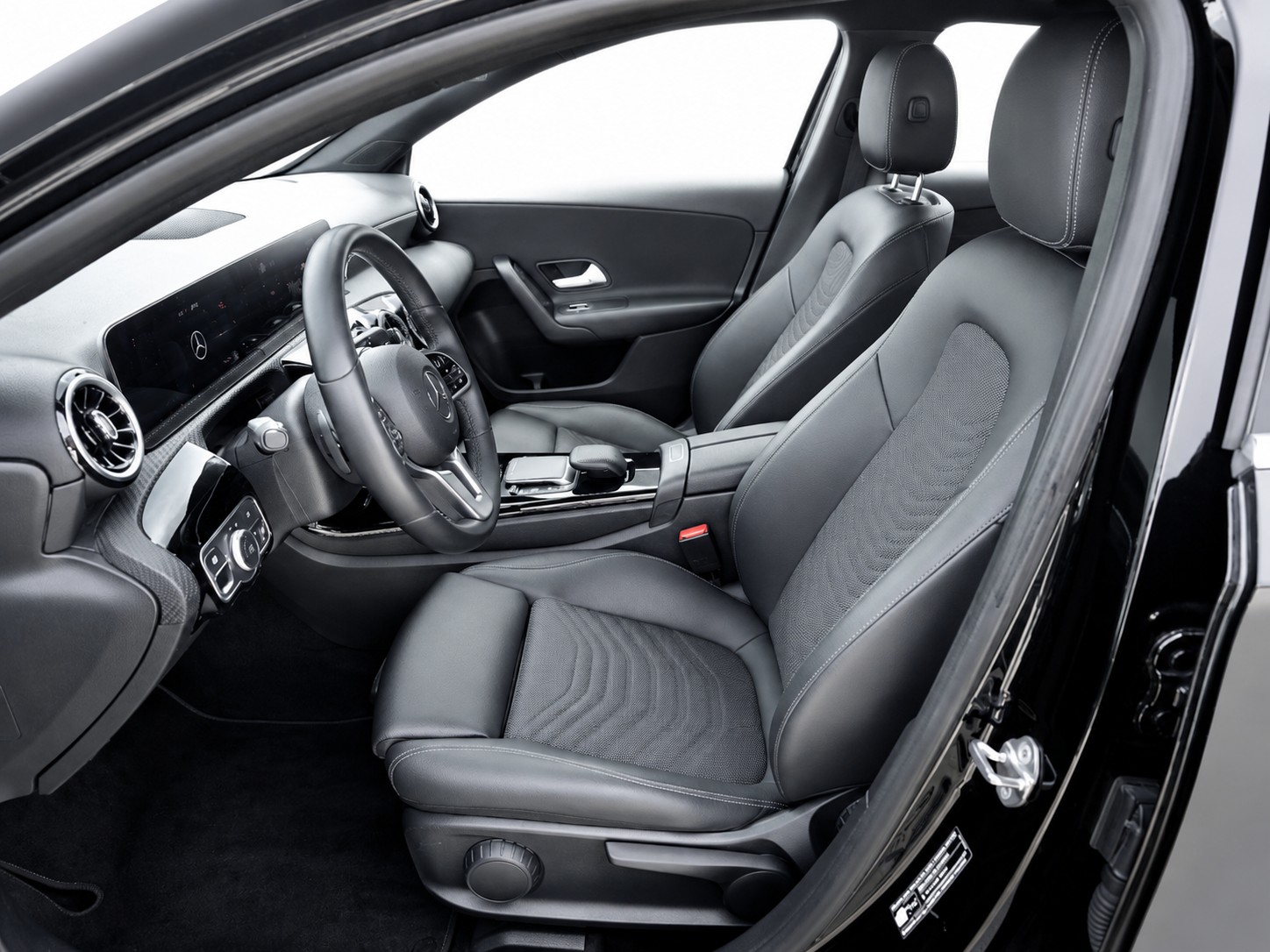 MERCEDES-BENZ A 200 CH FAHRZEUG-image-7