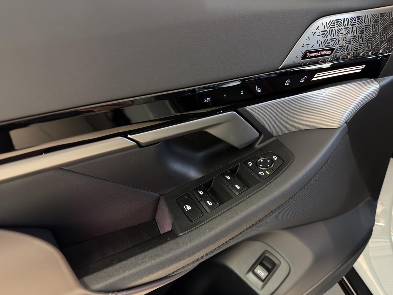 BMW 540d xDrive Touring M-SportPaket Pro-image-8