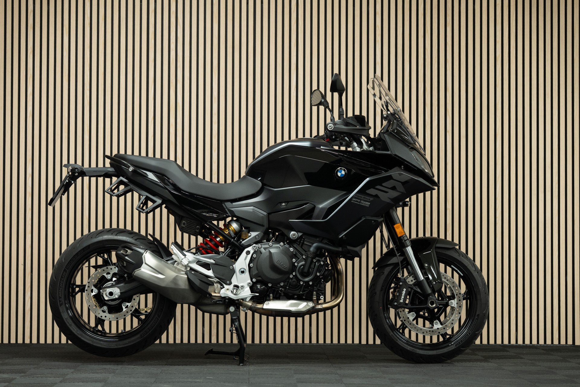 BMW F 900 XR A2
