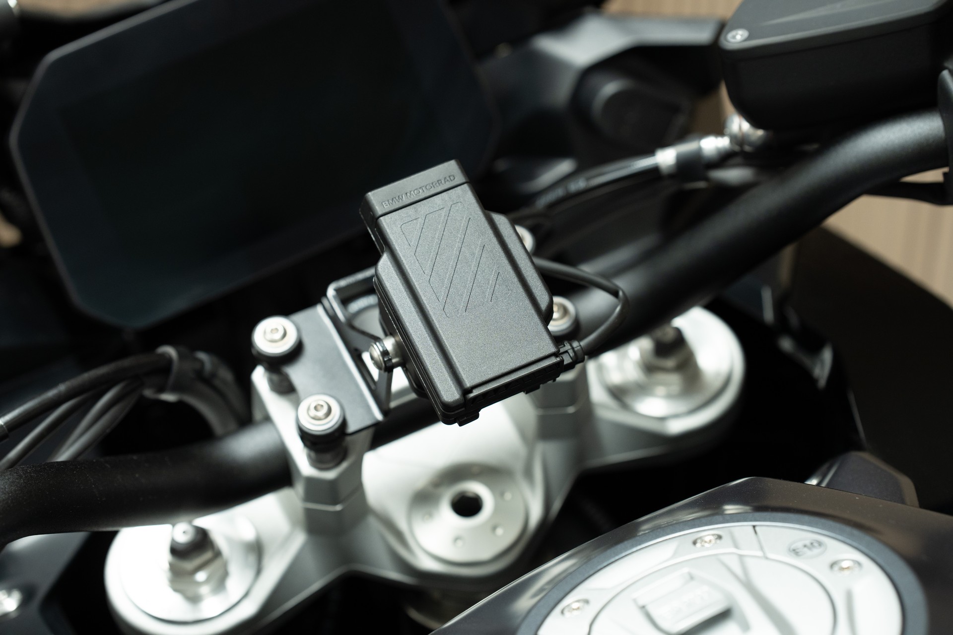 BMW F 900 XR A2-showroom-element-3