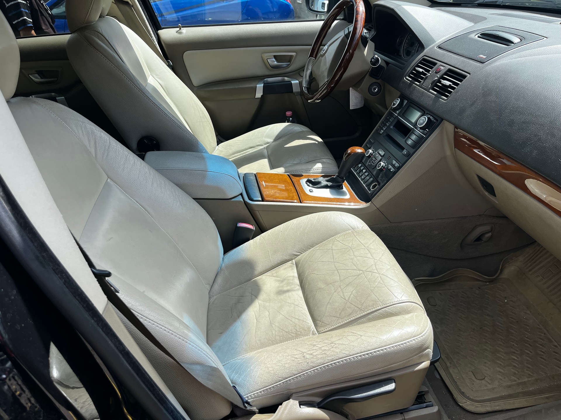 VOLVO XC90 D5 AWD Ocean Race Geartronic-image-10