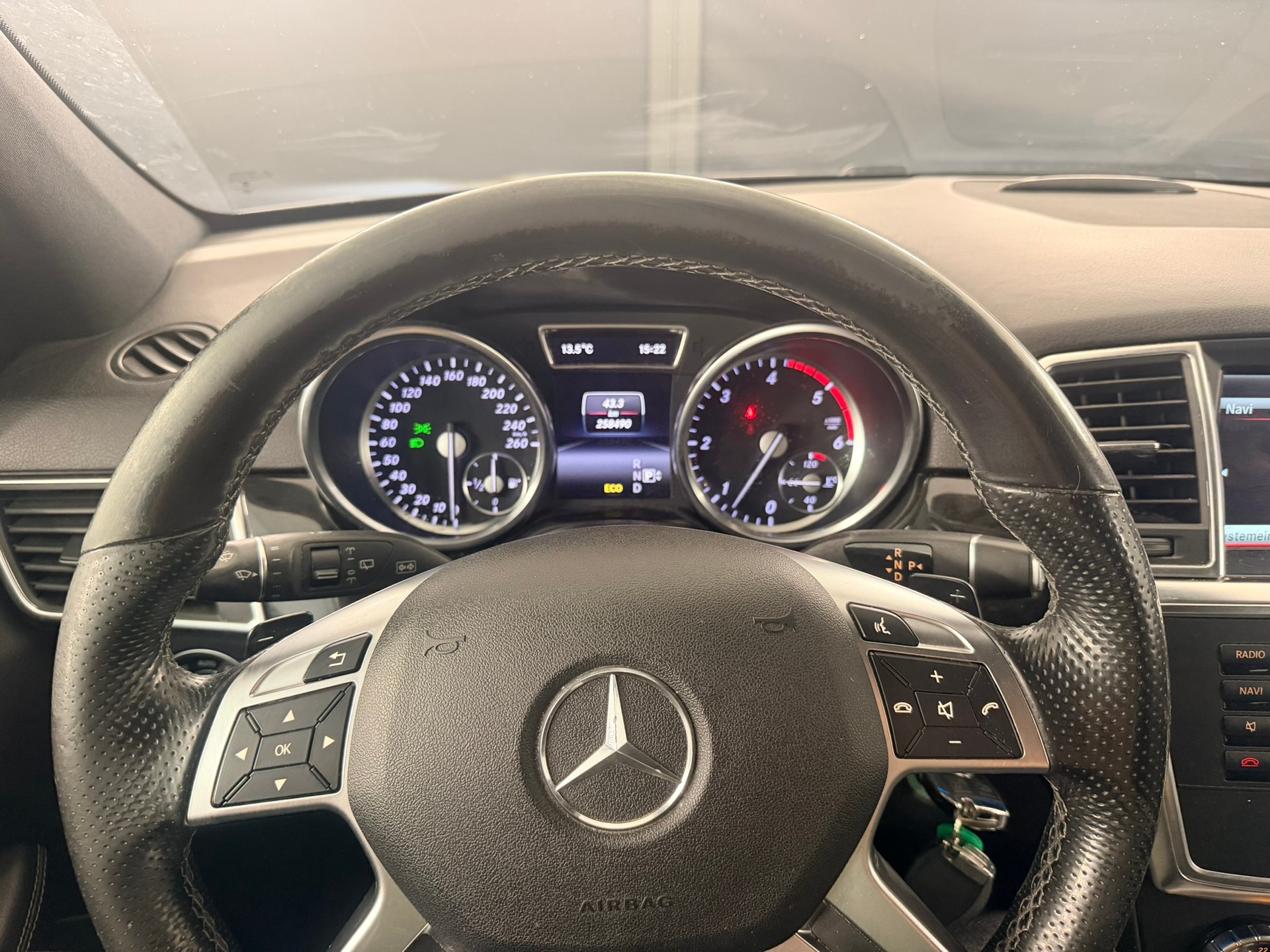 MERCEDES-BENZ ML 350 BlueTEC 4Matic 7G-Tronic-image-13