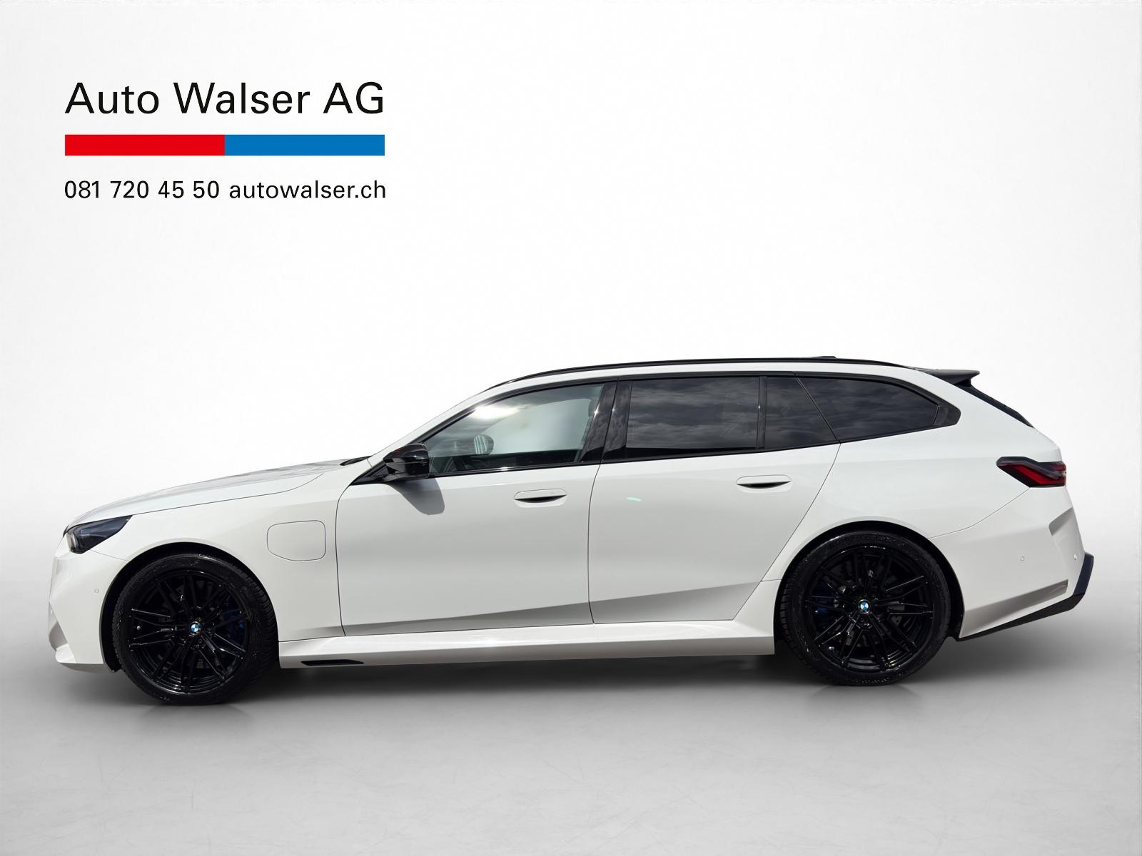 BMW M5 xDrive Touring-image-1