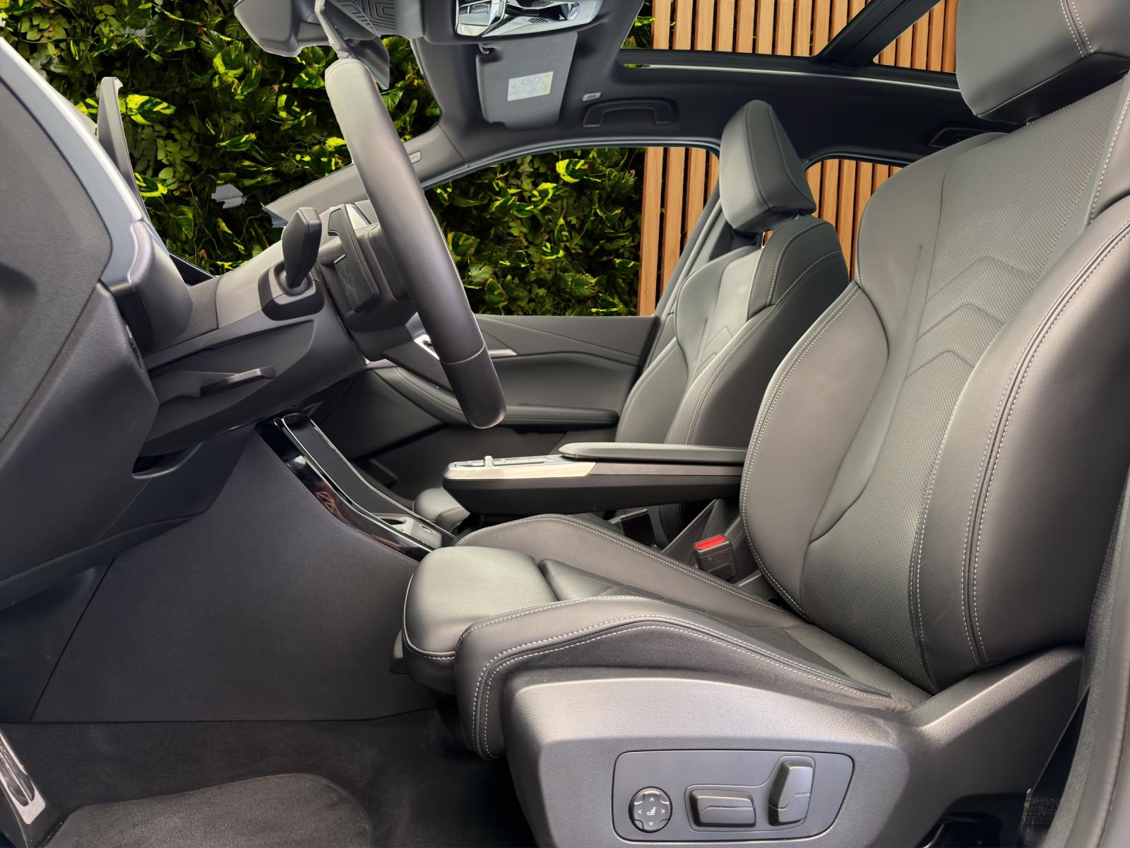 BMW 225e xDrive Active Tourer M Sport-image-8