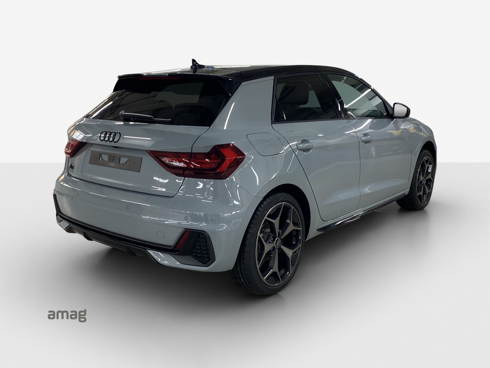 AUDI A1 Sportback 35 TFSI S Line S-tronic-image-4