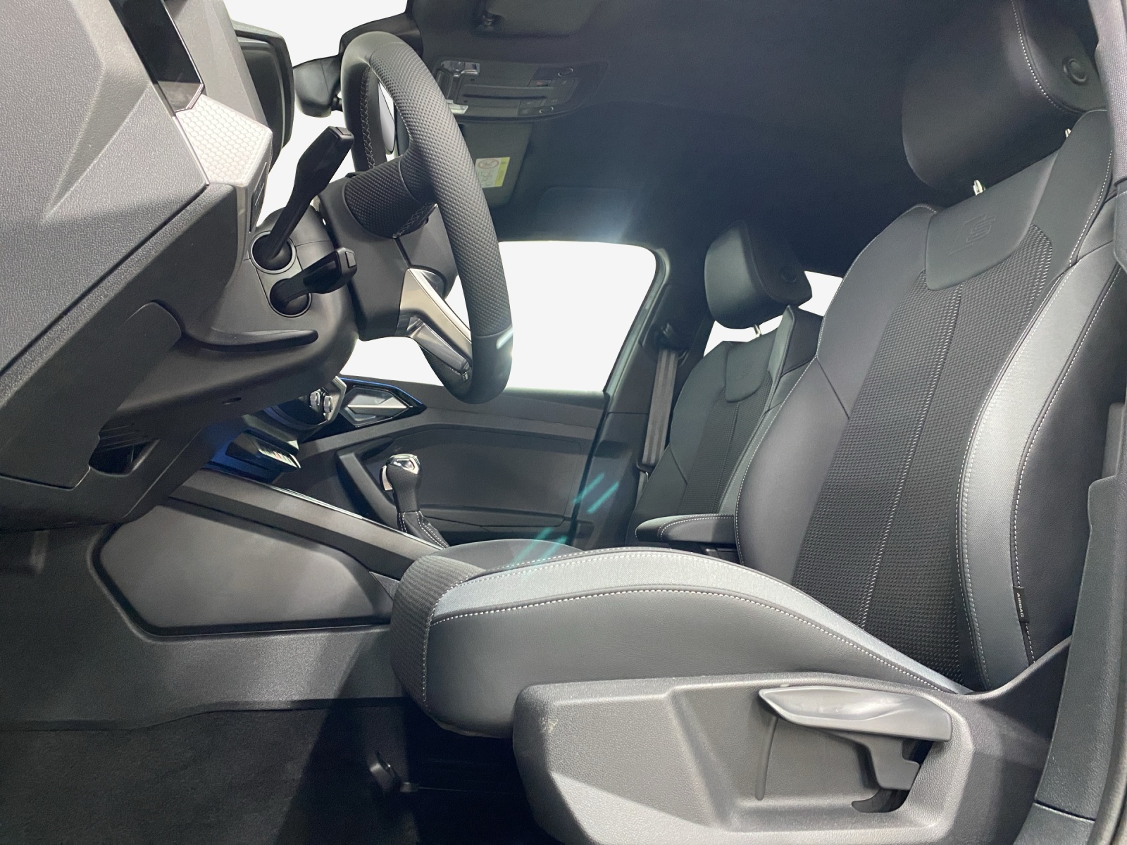 AUDI A1 Sportback 35 TFSI S Line S-tronic-image-7