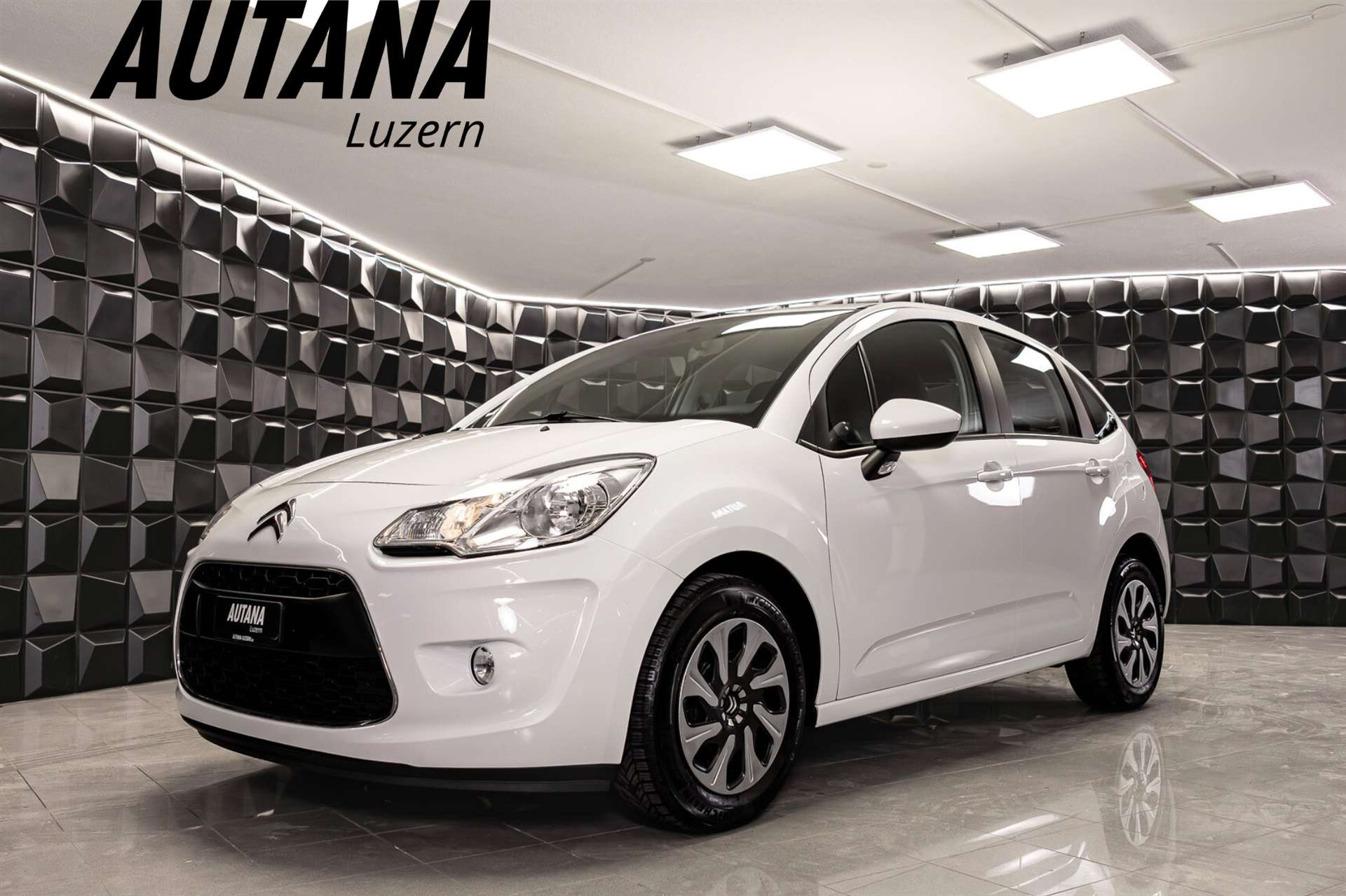 CITROEN C3 1.4i Tonic-image-0