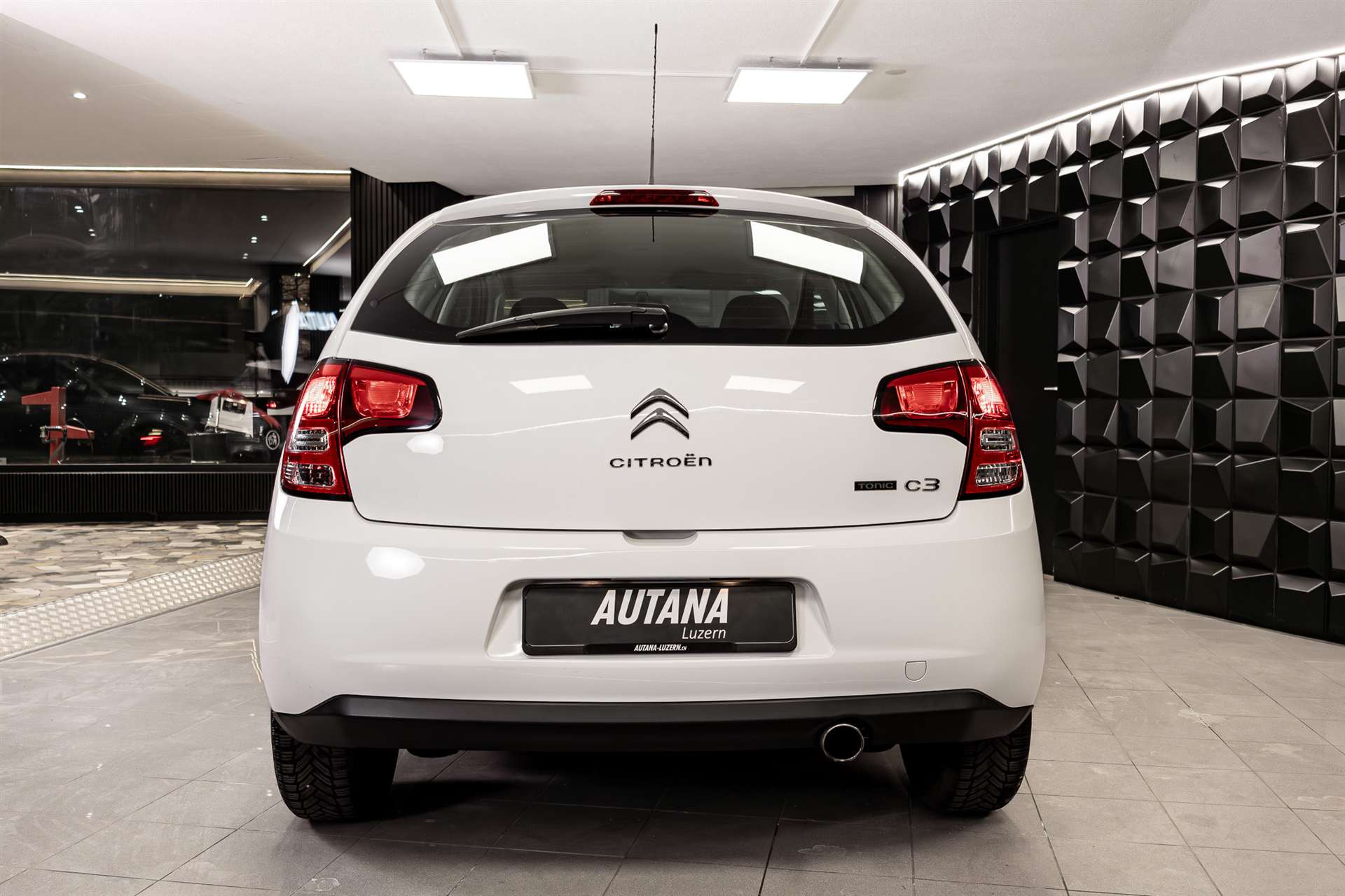 CITROEN C3 1.4i Tonic-image-4
