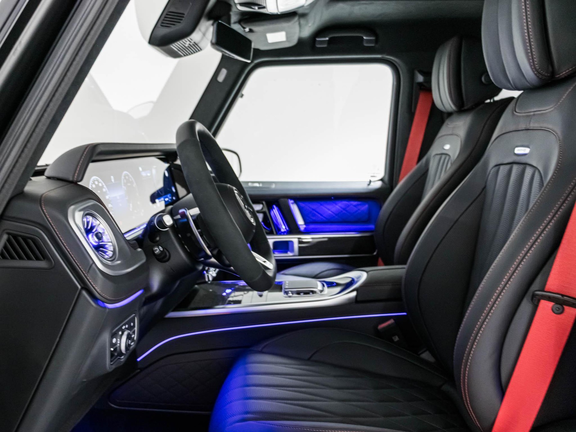 MERCEDES-BENZ G 63 AMG-image-6