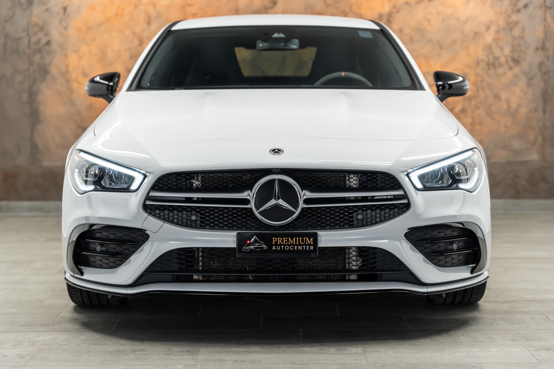 MERCEDES-BENZ CLA 35 AMG 4Matic 7G-DCT *Aerodynamik-Plus*Night-Paket*Fahrassist*Burmester*-image-2