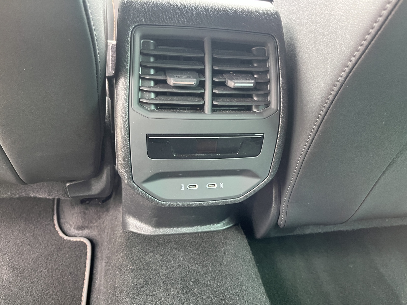 CUPRA Formentor 1.5 e-HYBRID pHEV VZ DSG-image-10