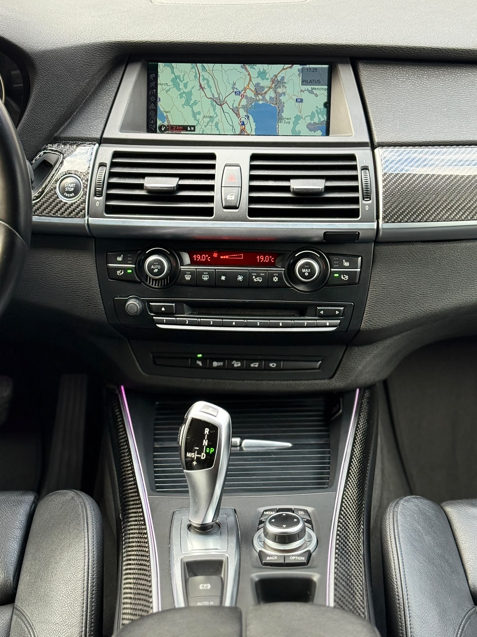 BMW X5 40d xDrive-image-13