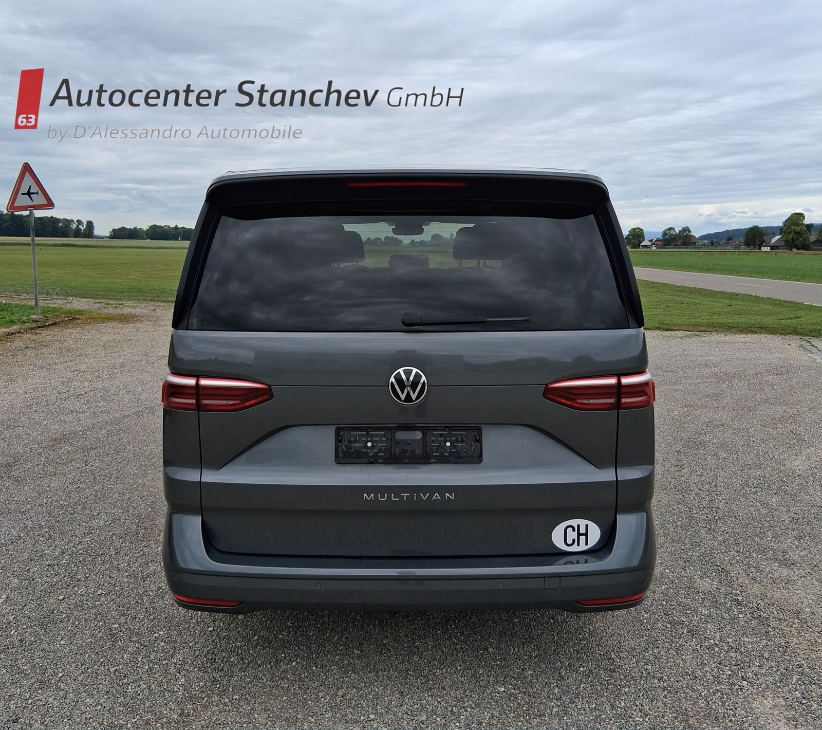 VW Multivan 1.5 TSI Liberty DSG Lang-image-3