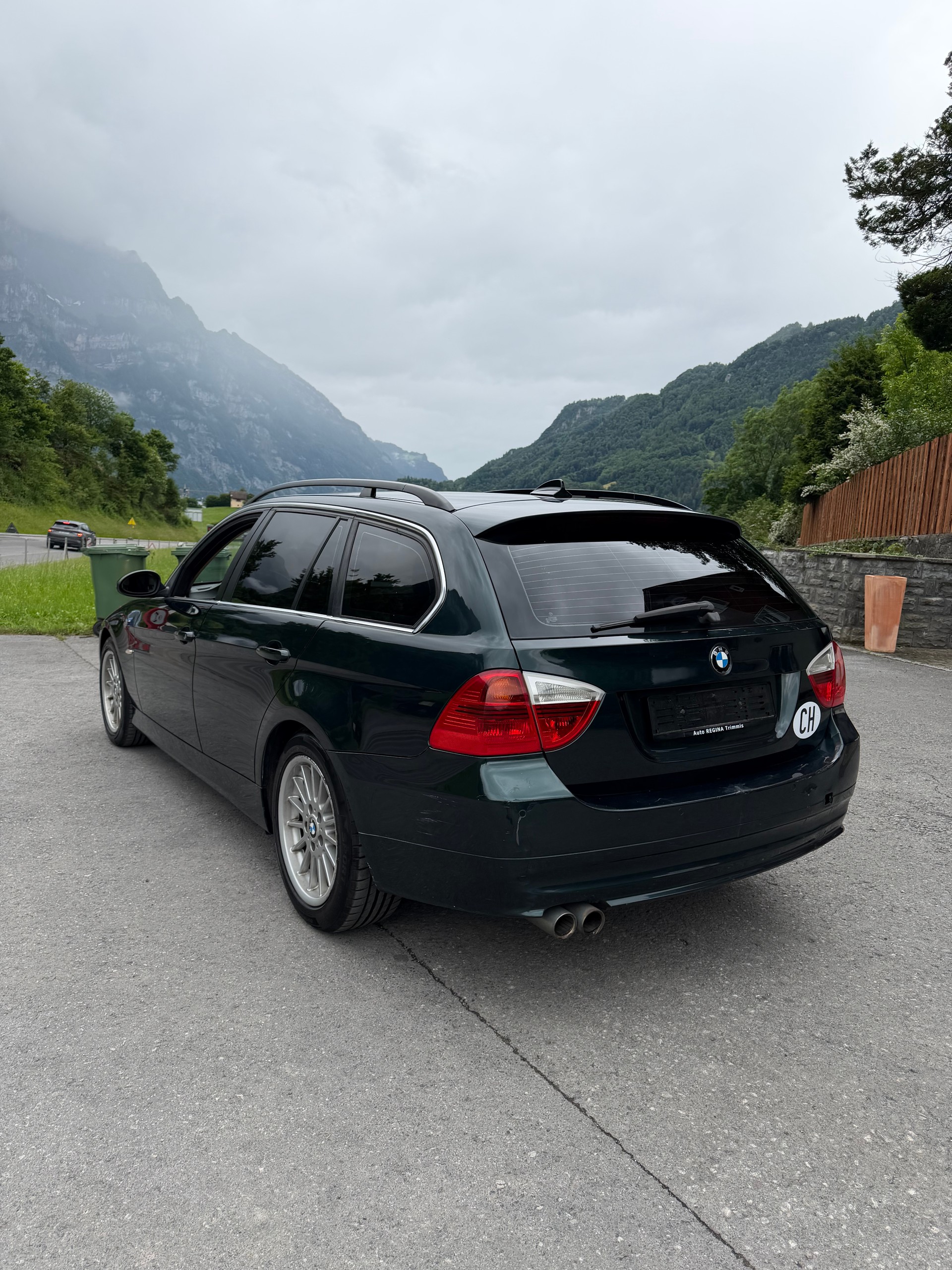 BMW 330xd Touring-image-6