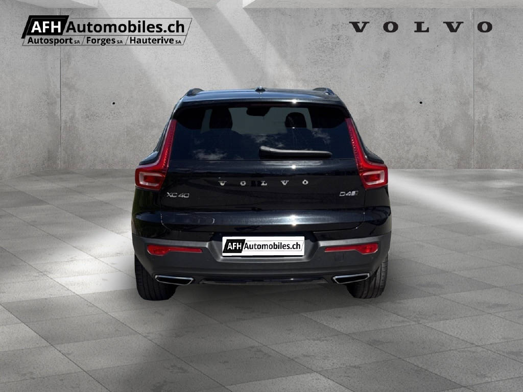 VOLVO XC40 2.0 D4 R-Design AWD-image-3