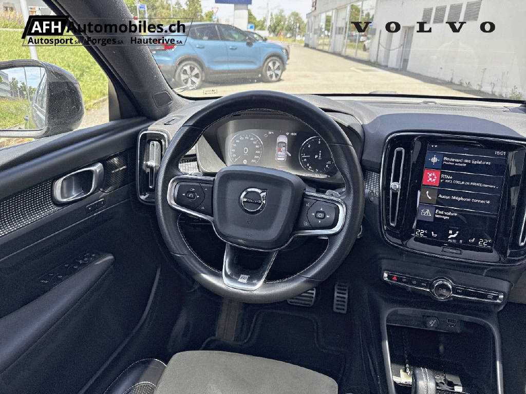VOLVO XC40 2.0 D4 R-Design AWD-image-10