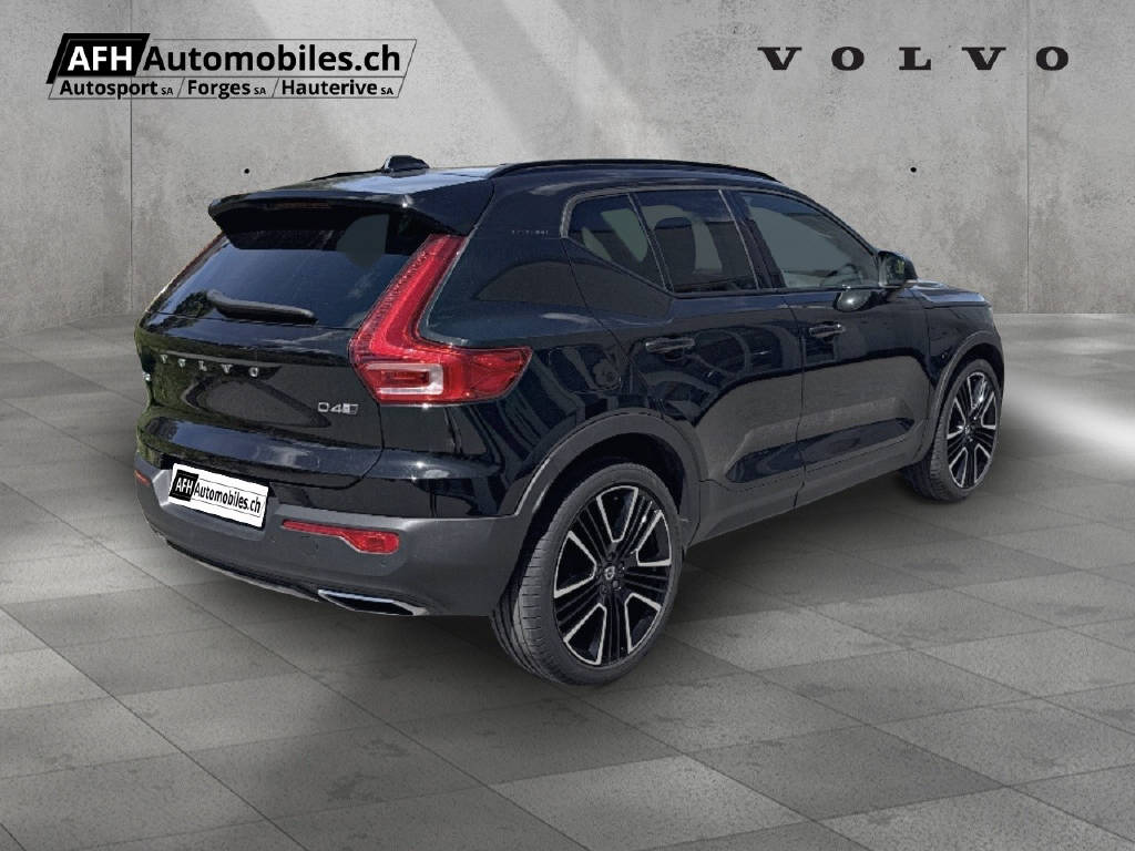 VOLVO XC40 2.0 D4 R-Design AWD-image-4
