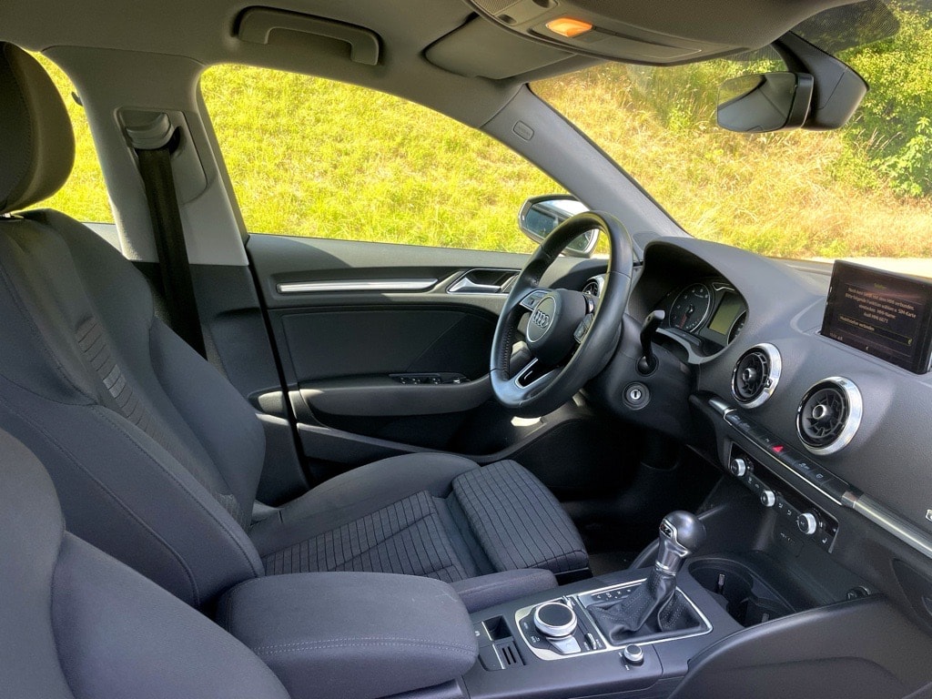 AUDI 1.5 35 TFSI S-Tronic-image-3