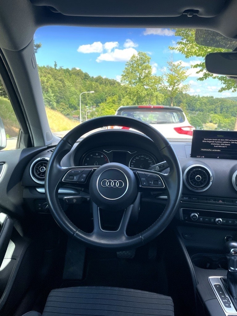 AUDI 1.5 35 TFSI S-Tronic-image-4