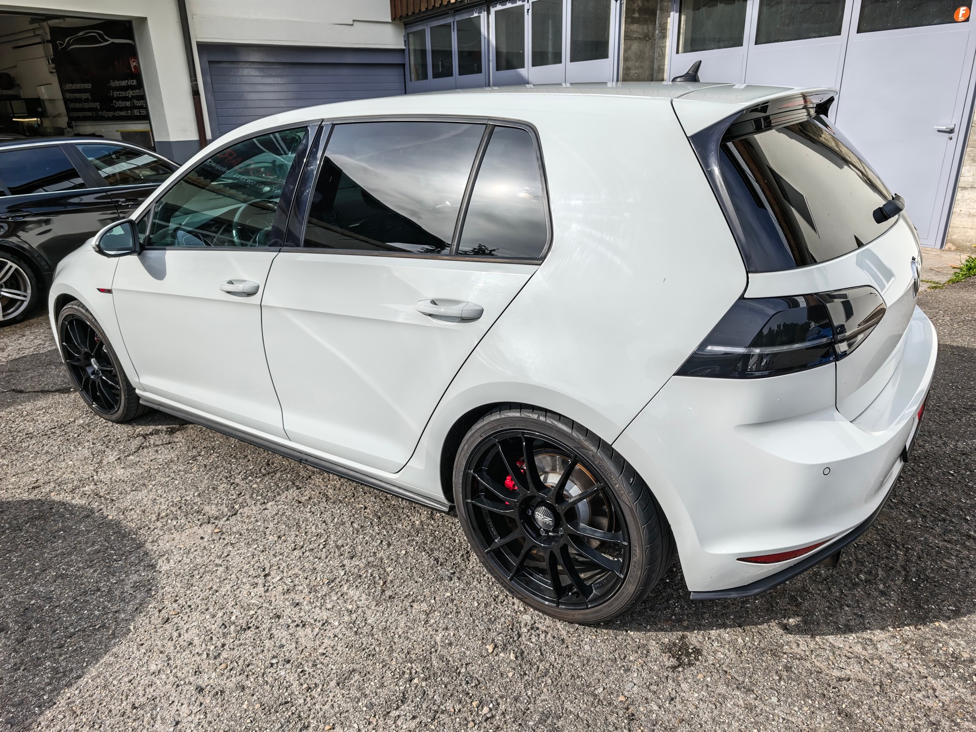 VW Golf 2.0 TSI GTI-image-28