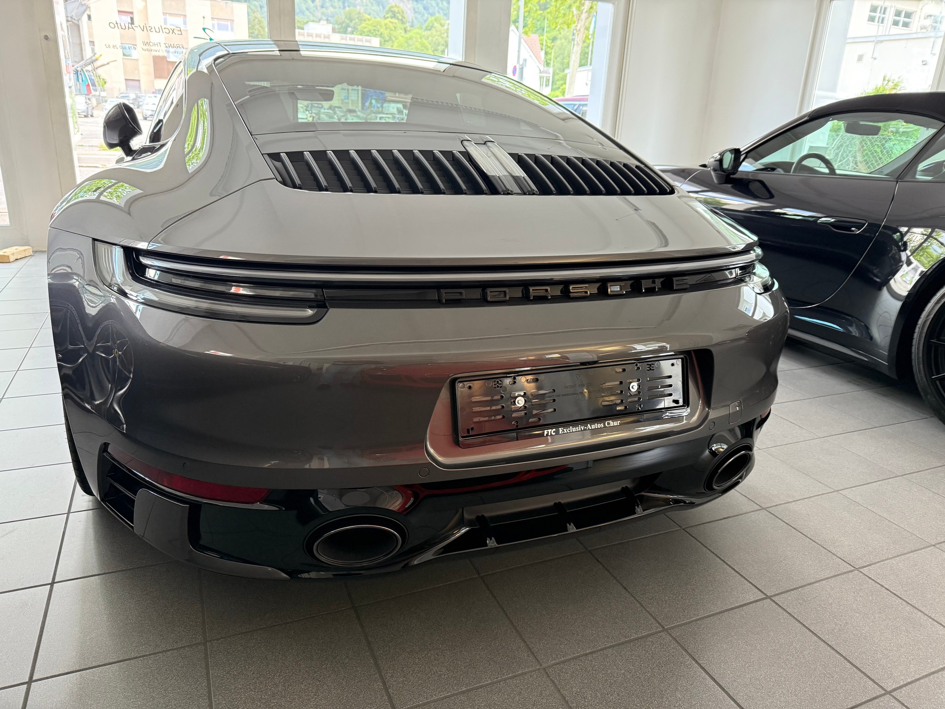 PORSCHE 911 Carrera S PDK-image-8