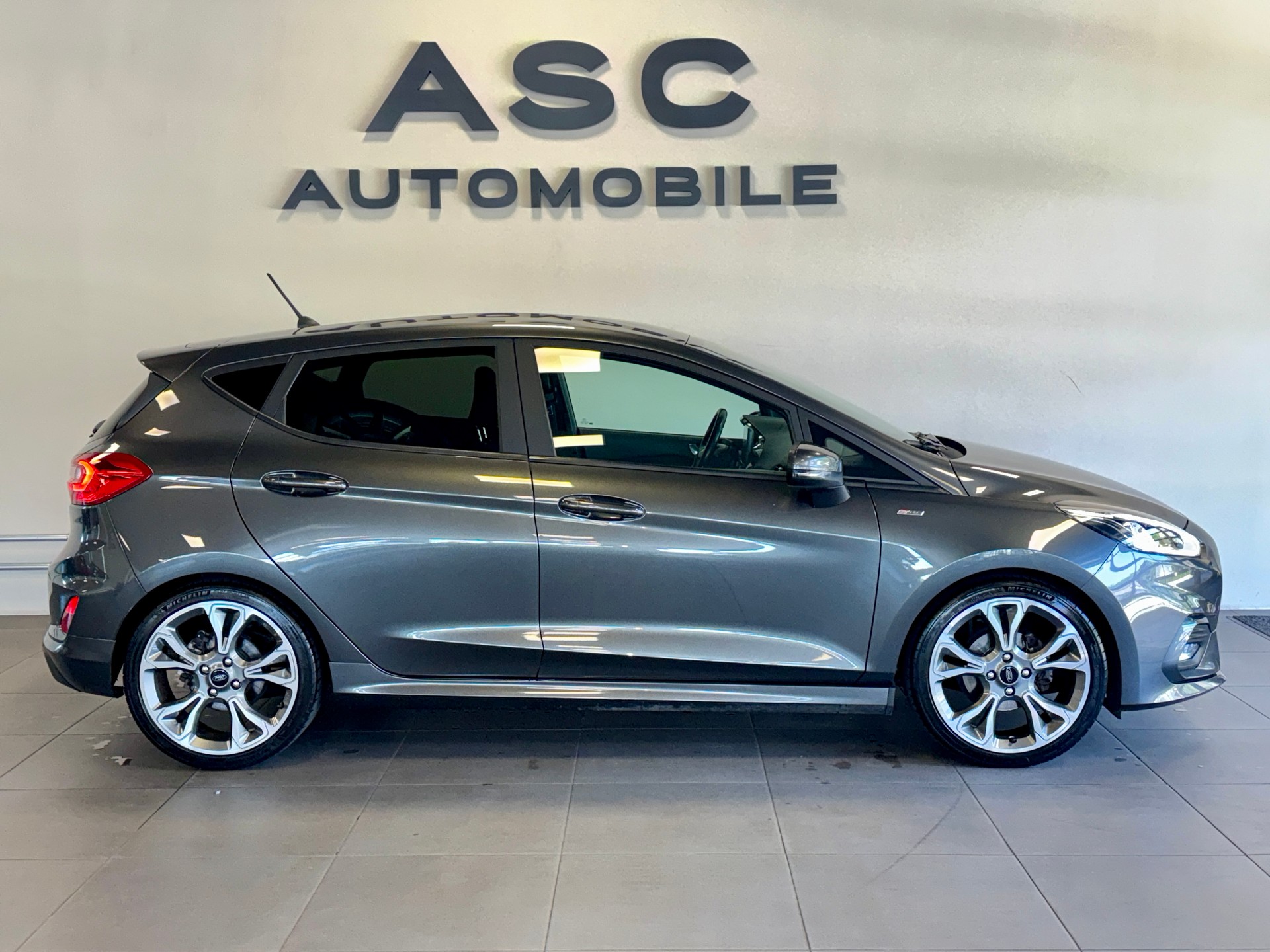 FORD Fiesta 1.0 SCTi ST Line-image-1