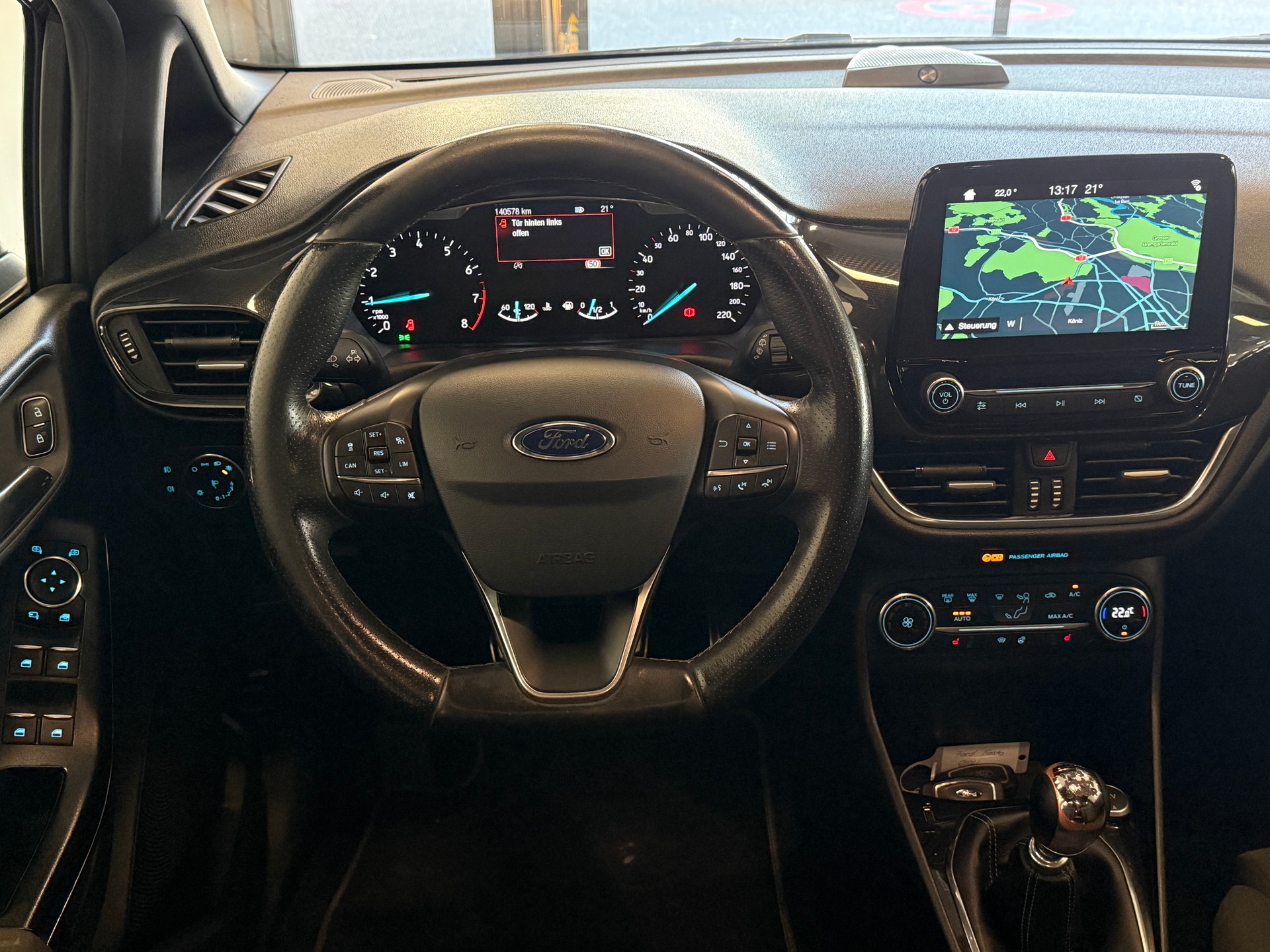 FORD Fiesta 1.0 SCTi ST Line-image-6