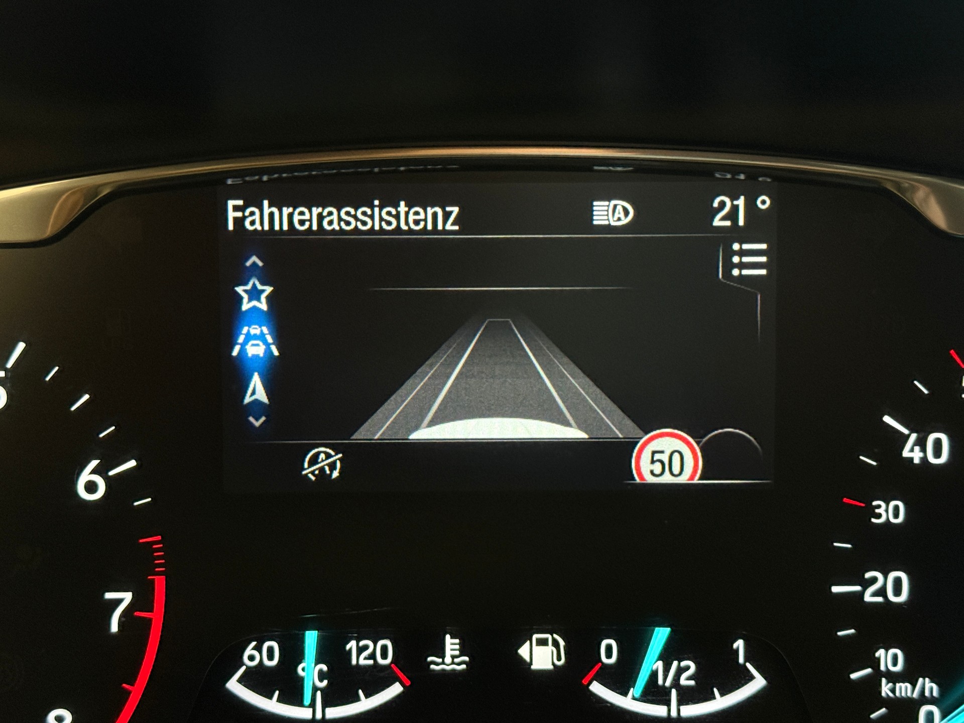 FORD Fiesta 1.0 SCTi ST Line-image-9