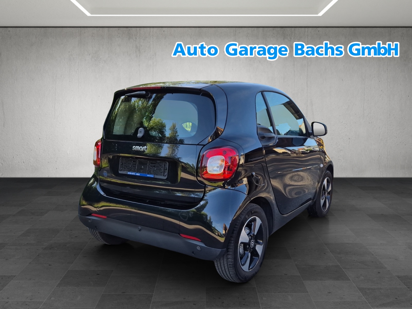 SMART fortwo EQ (incl. Batterie)-showroom-element-3
