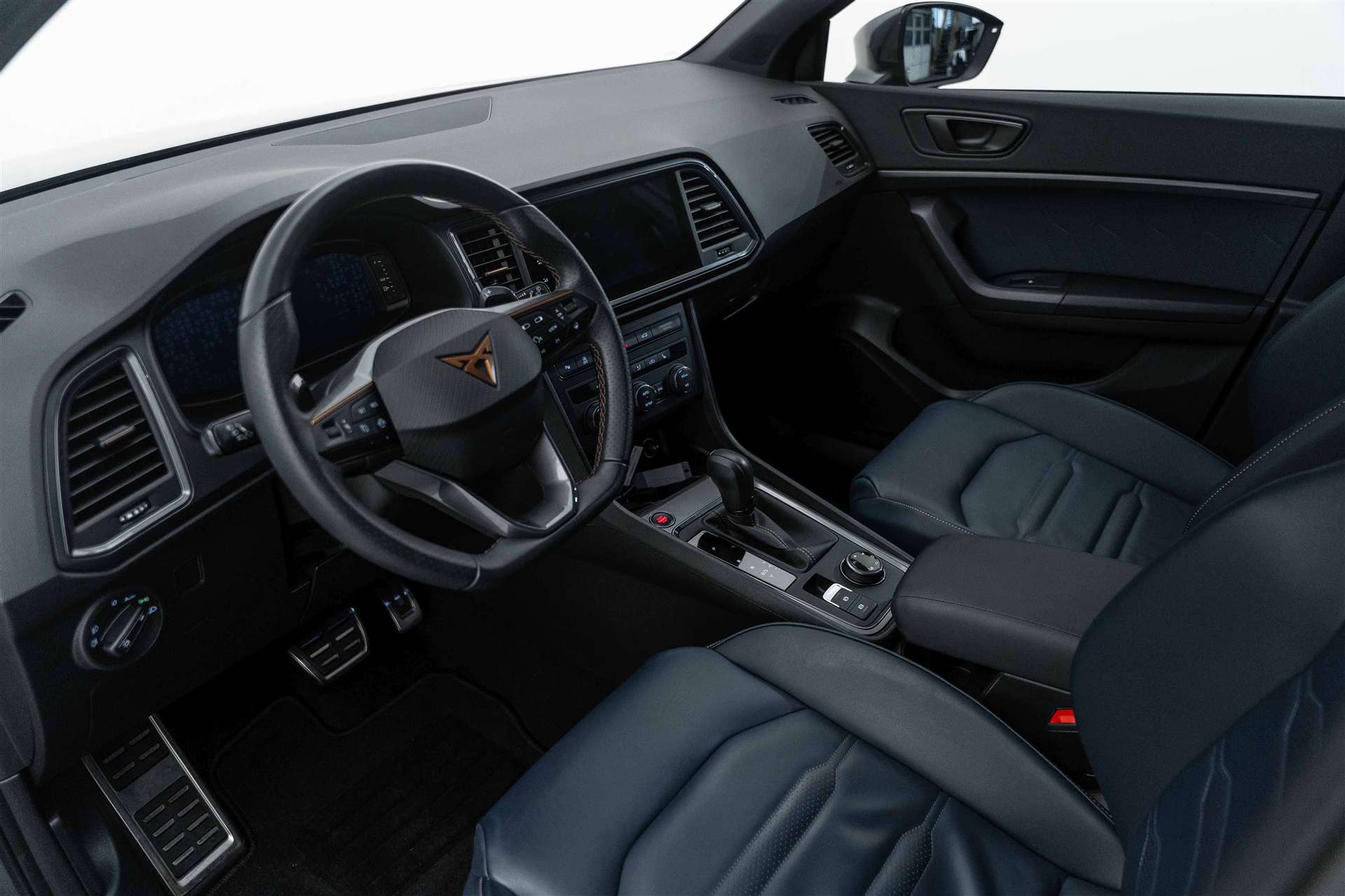 CUPRA Ateca 2.0TSI VZ 4Drive DSG 300PS-image-6