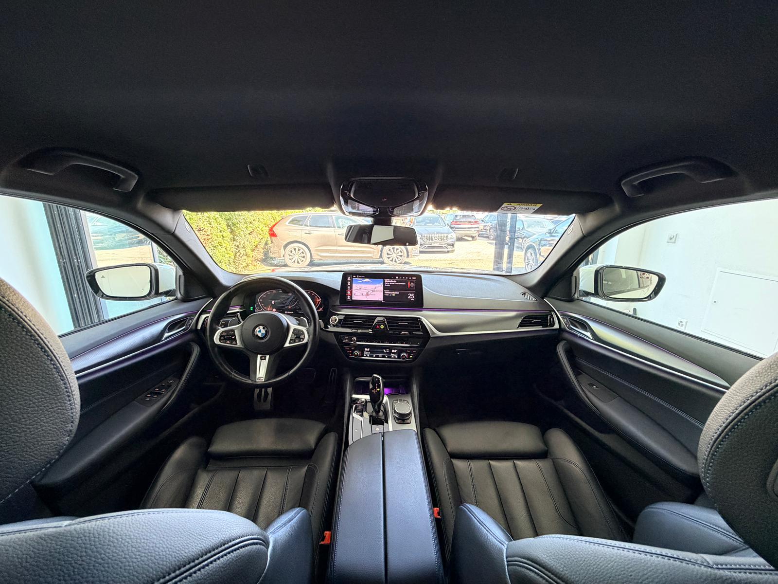BMW 530d xDrive 48V M Sport Steptronic-image-6
