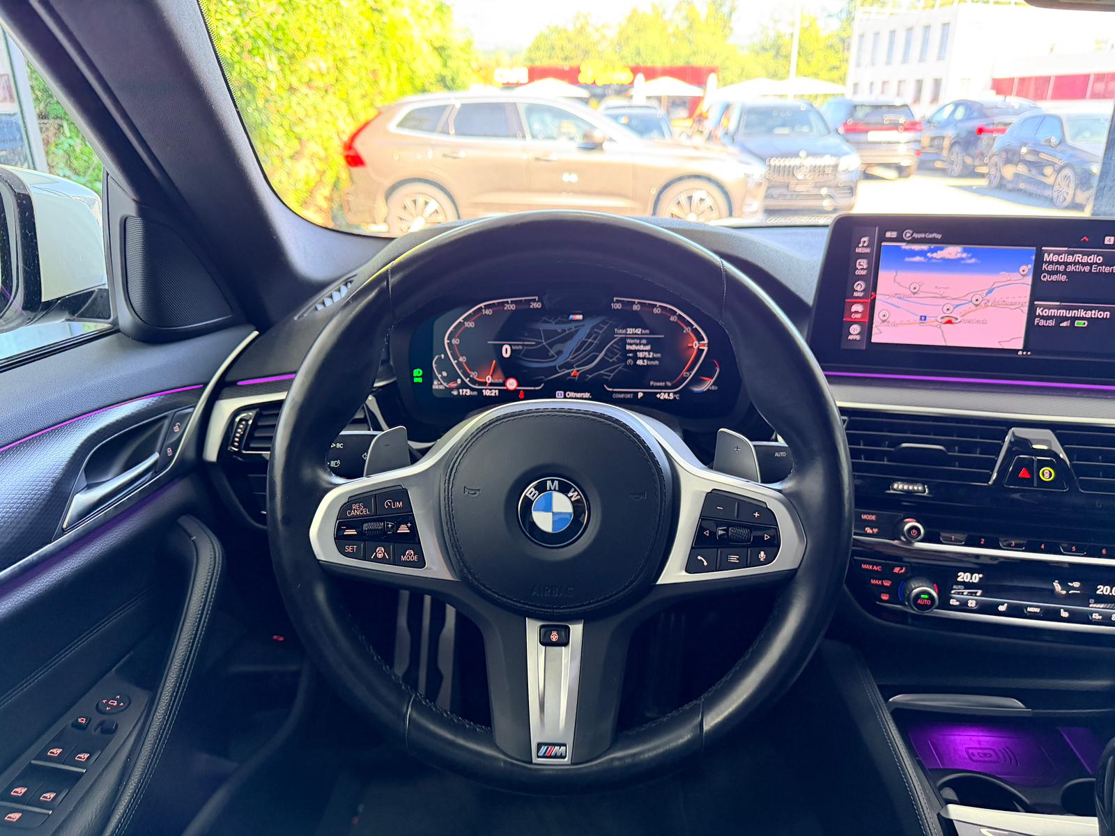 BMW 530d xDrive 48V M Sport Steptronic-image-8