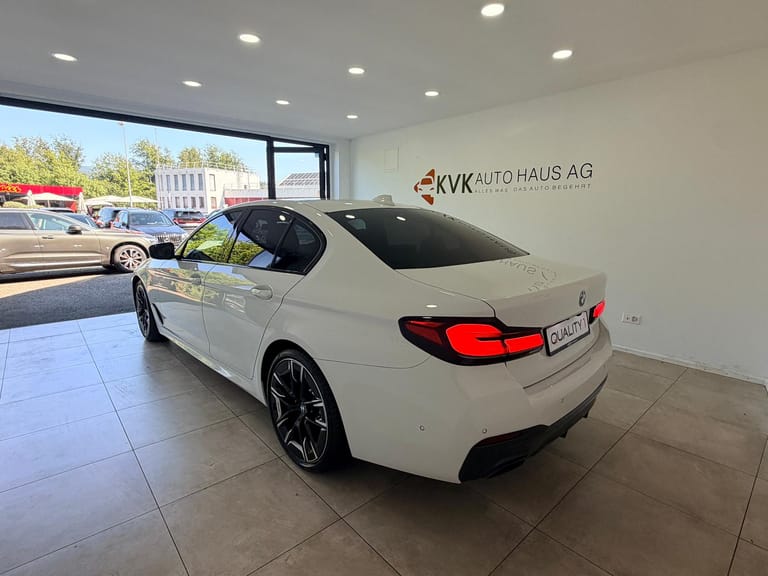 BMW 530d xDrive 48V M Sport Steptronic, Foto 4 von 14
