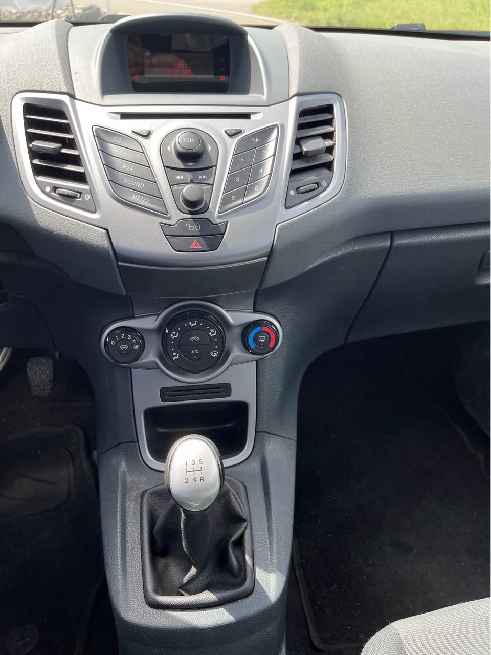 FORD Fiesta 1.25 16V Trend-image-8