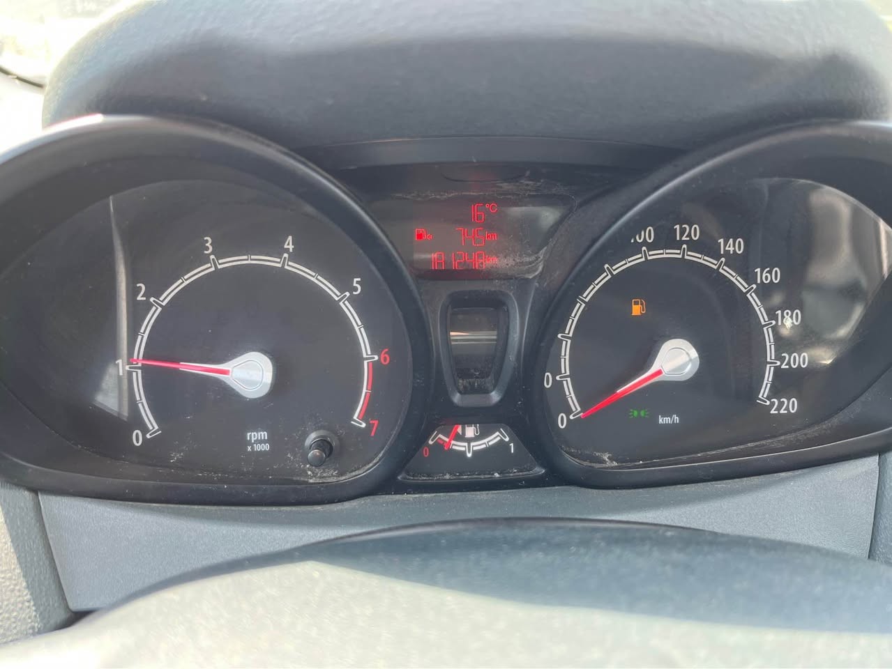 FORD Fiesta 1.25 16V Trend-image-10