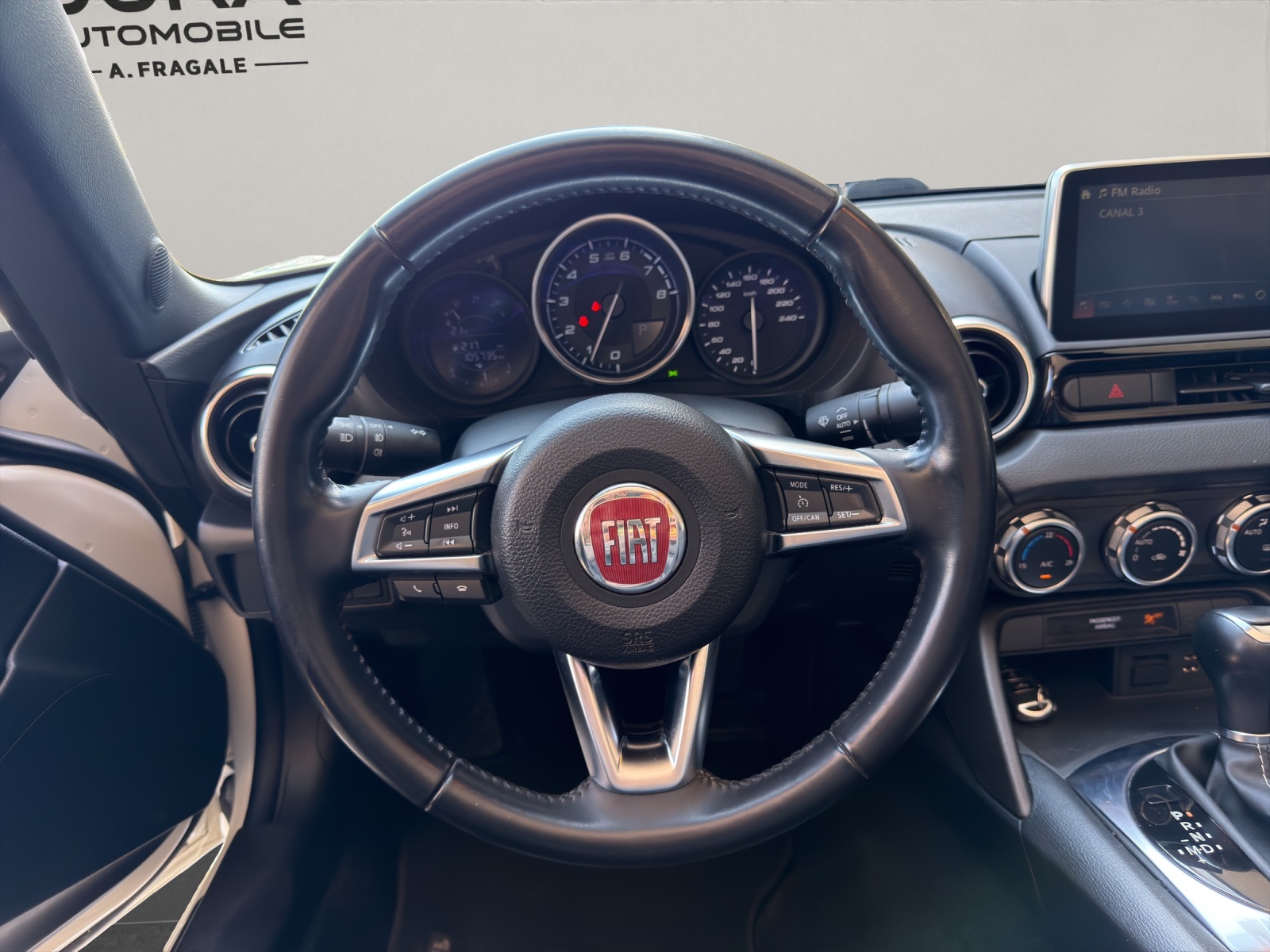 FIAT 124 Spider 1.4 MultiAir Lusso-image-11