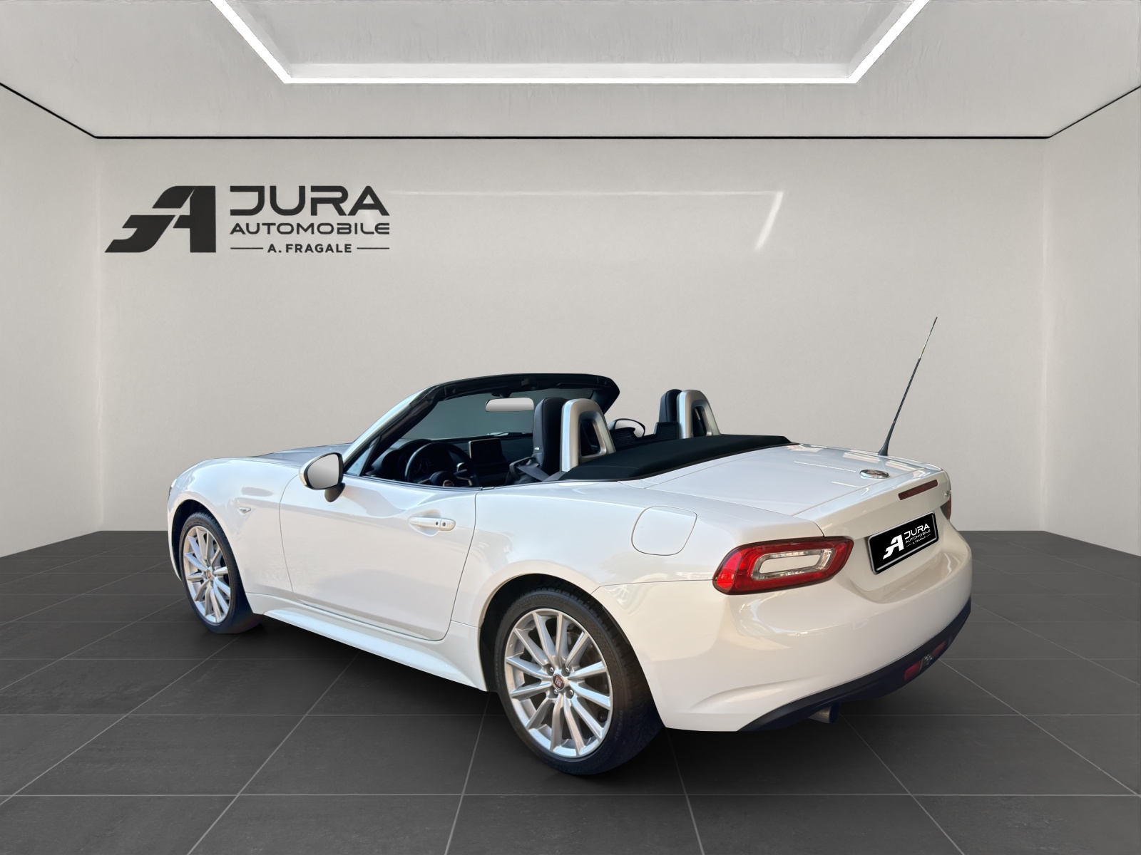 FIAT 124 Spider 1.4 MultiAir Lusso-image-4