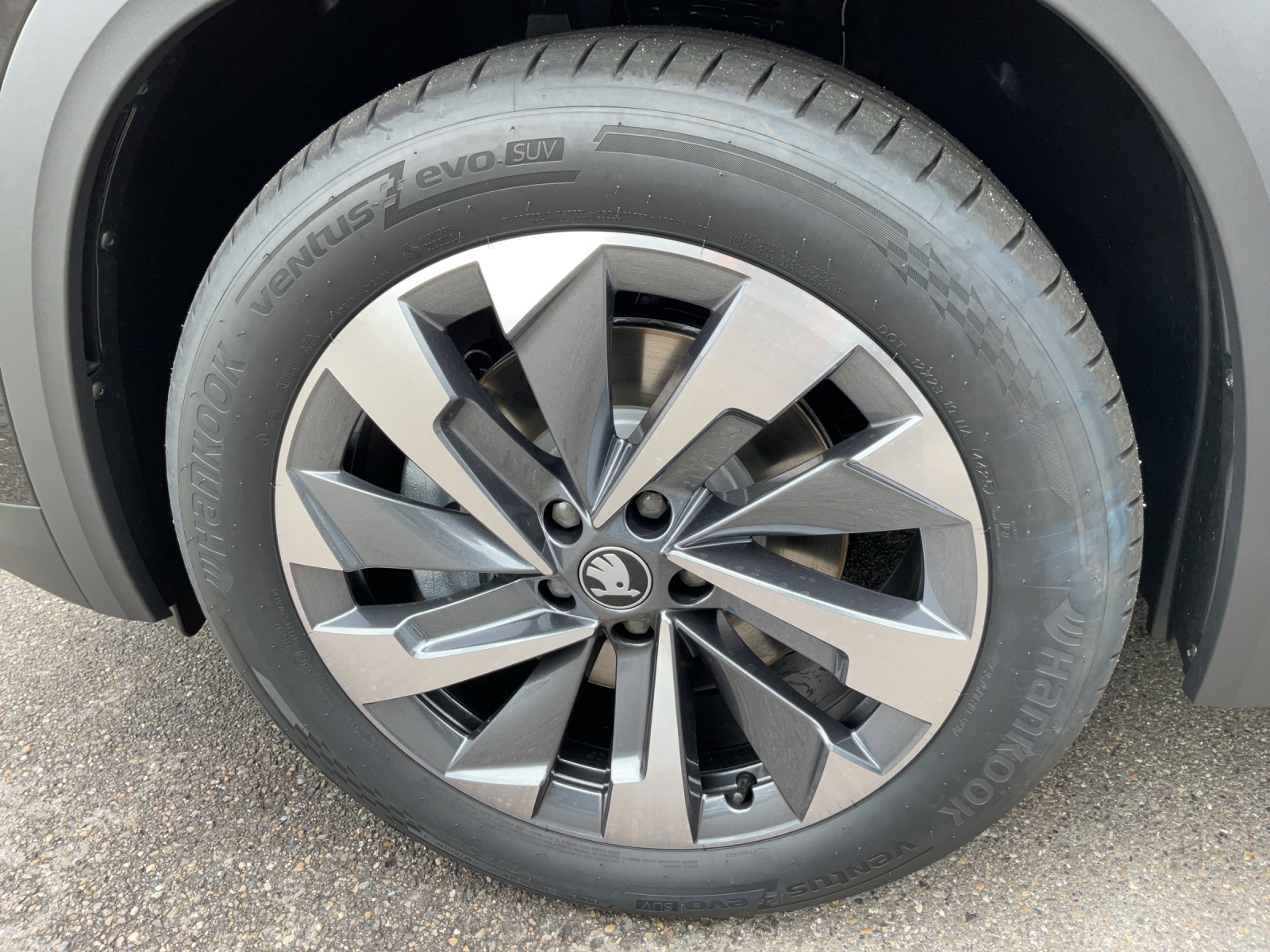 SKODA Kodiaq 2.0 TSI Dynamic 4x4-image-14