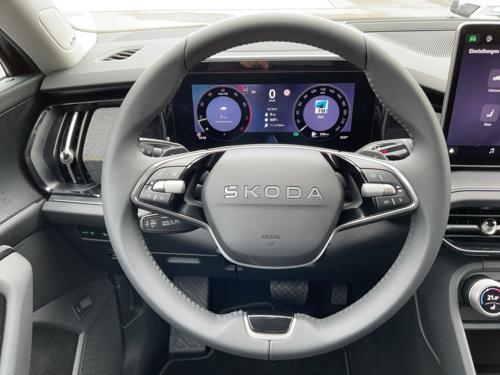 SKODA Kodiaq 2.0 TSI Dynamic 4x4-image-6