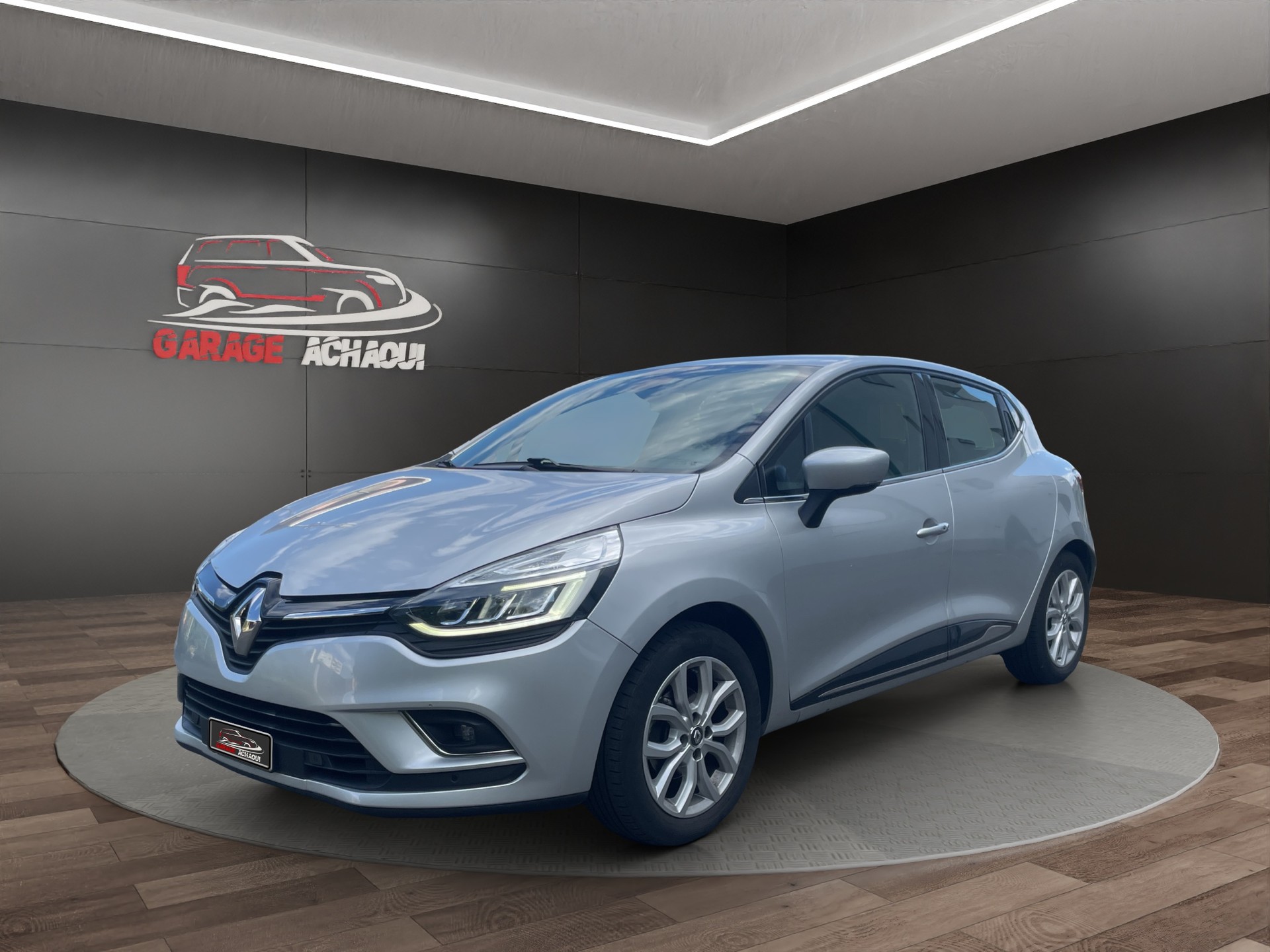 RENAULT Clio 1.2 16V T Intens-image-1