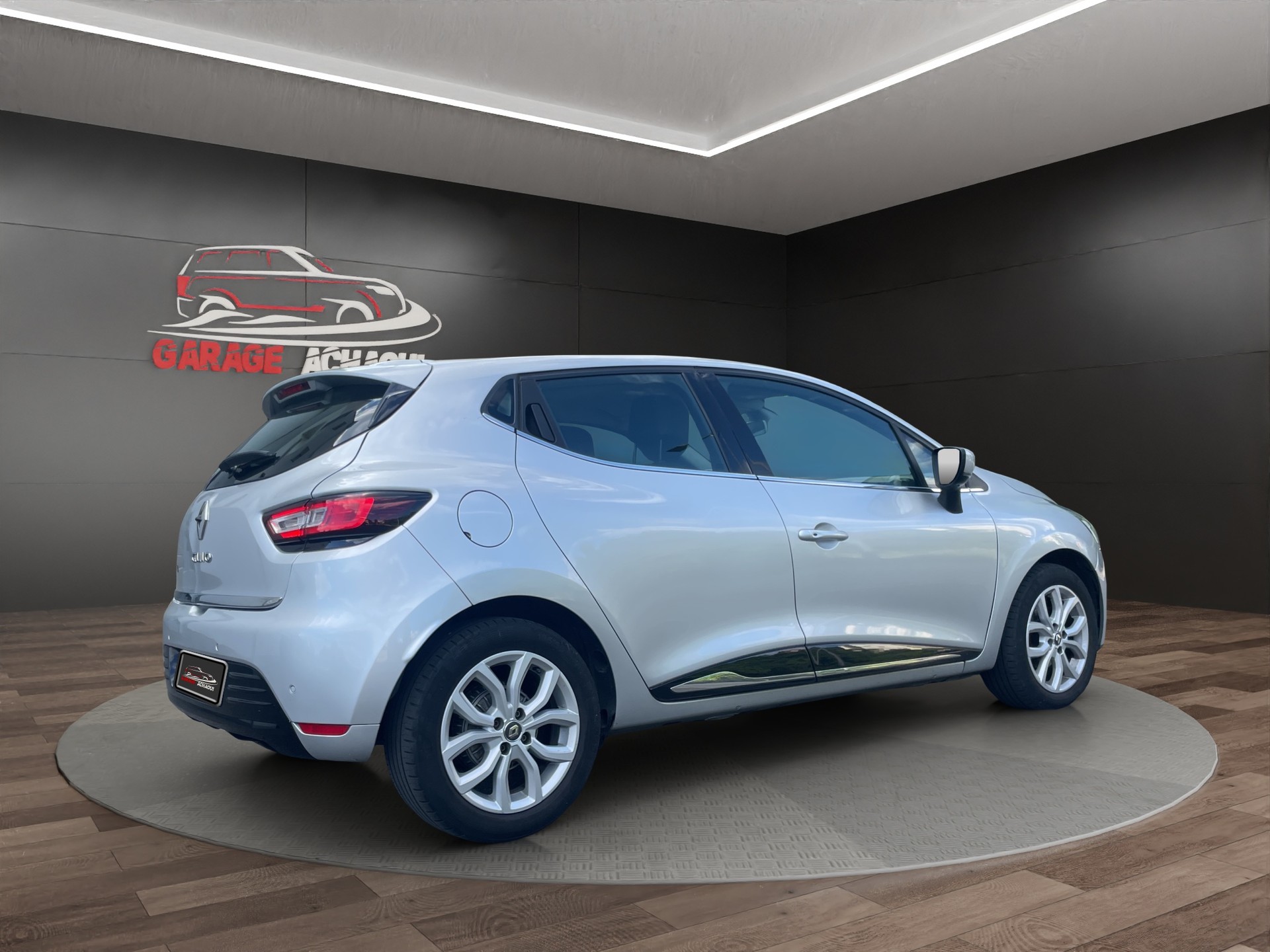 RENAULT Clio 1.2 16V T Intens-image-5